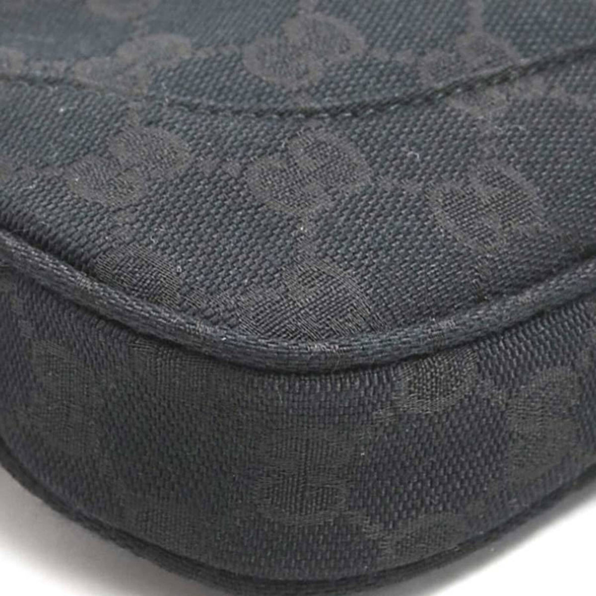 Gucci Black Gg Canvas Leather Handbag (Pre-Owned)