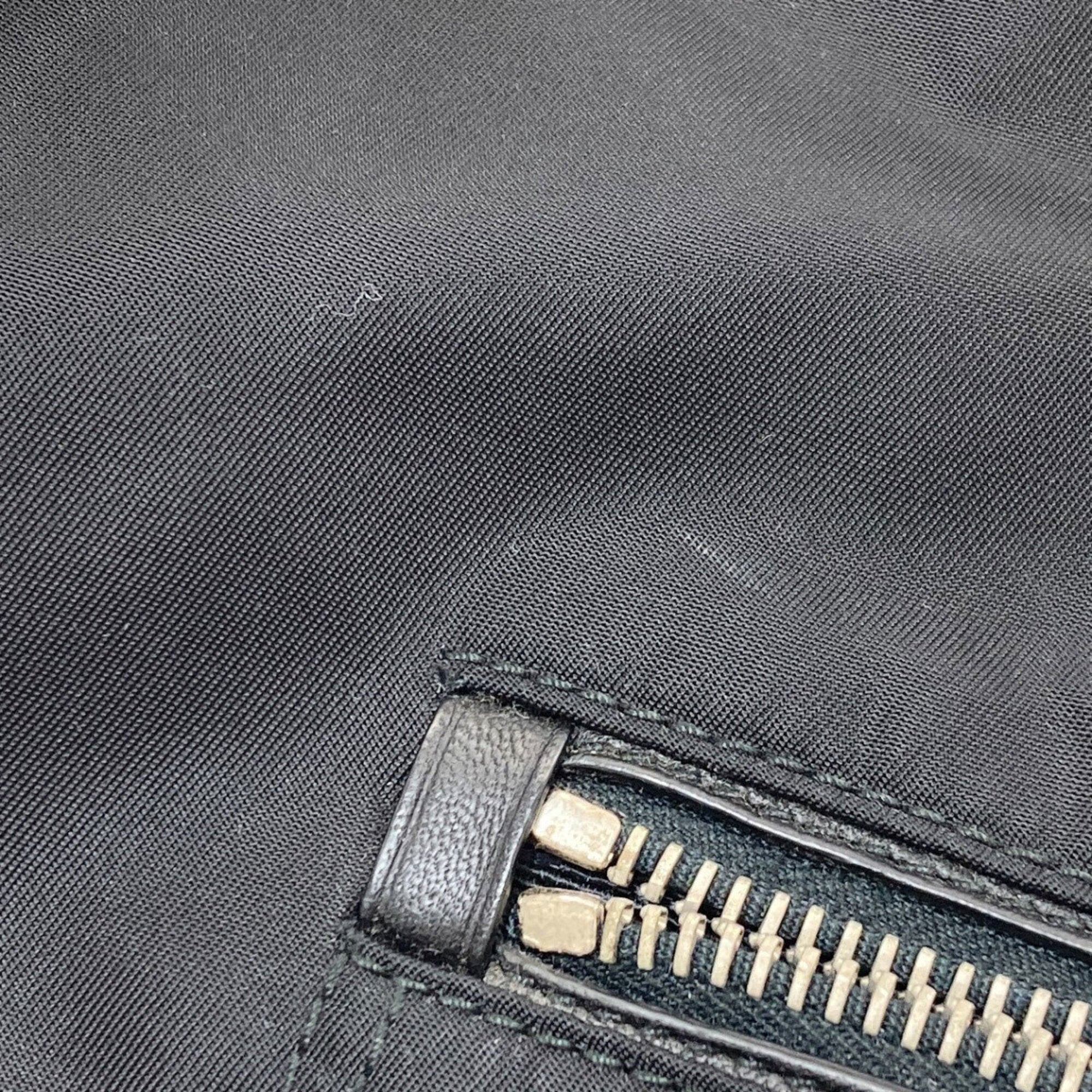 Prada Black Nylon Shoulder Bag (Pre-Owned)