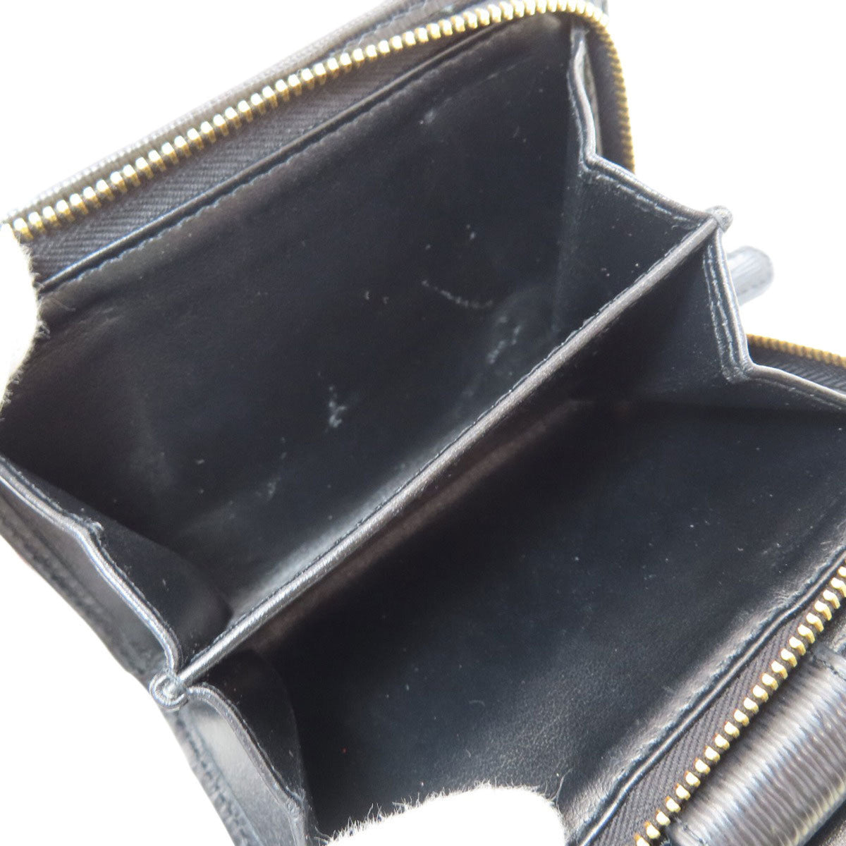 Prada Black Saffiano Triangle Wallet (Bi-Fold) (Pre-Owned)