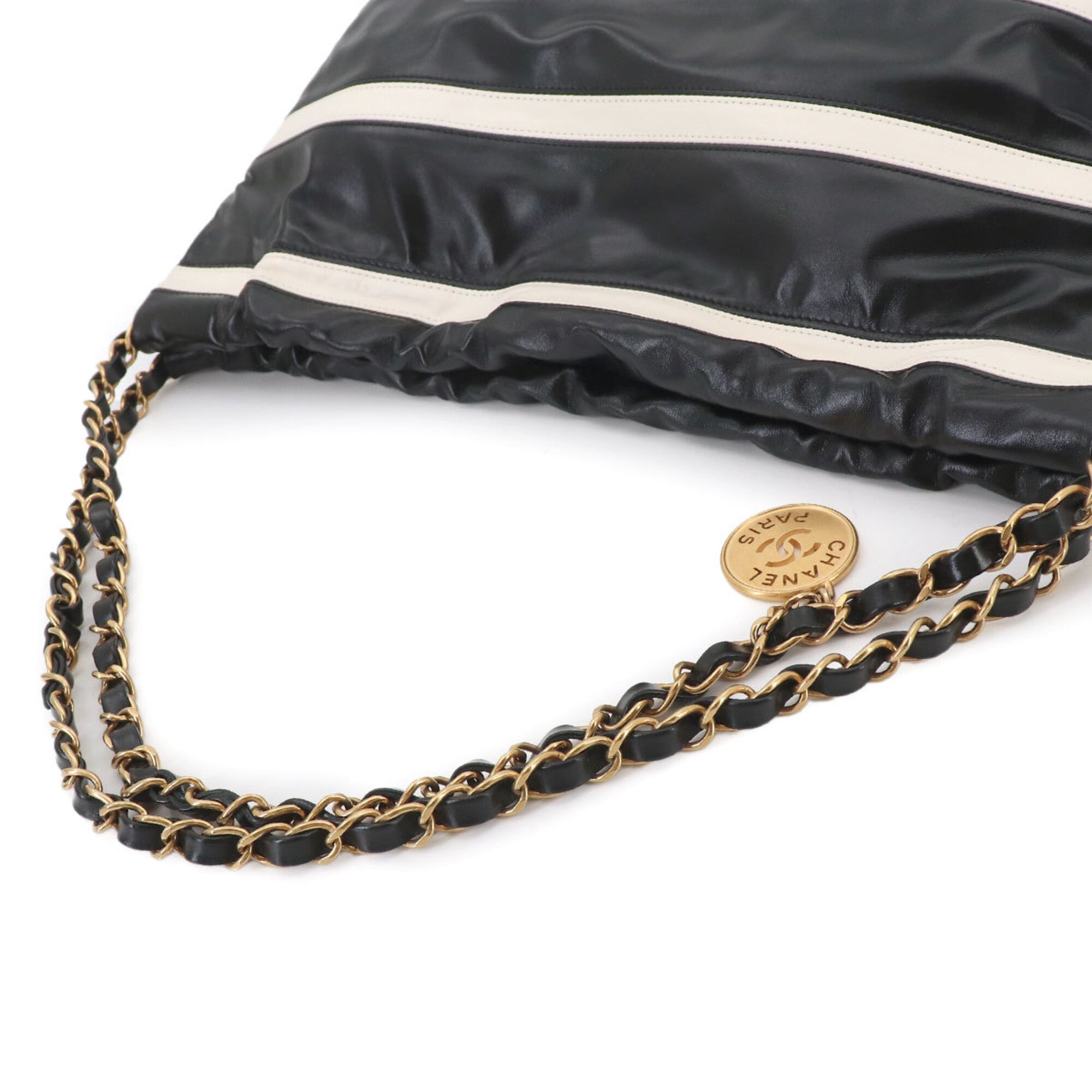 Chanel Black White Leather Handbag Pouch Shoulder Bag (Pre-Owned)