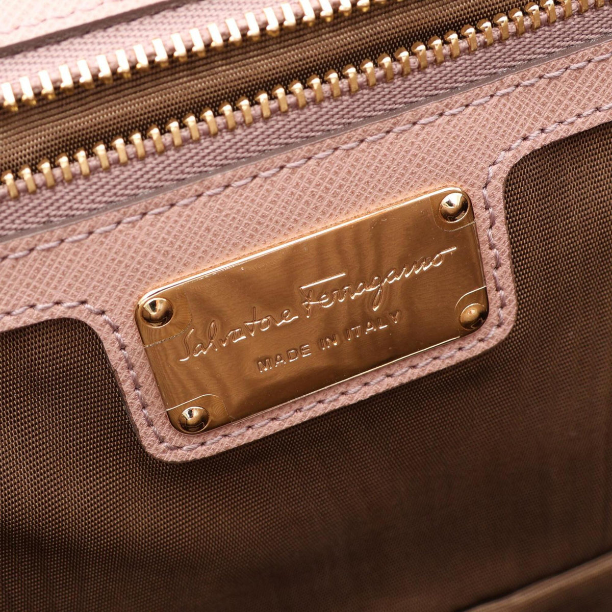 Salvatore Ferragamo Pink Leather Handbag Shoulder Bag (Pre-Owned)