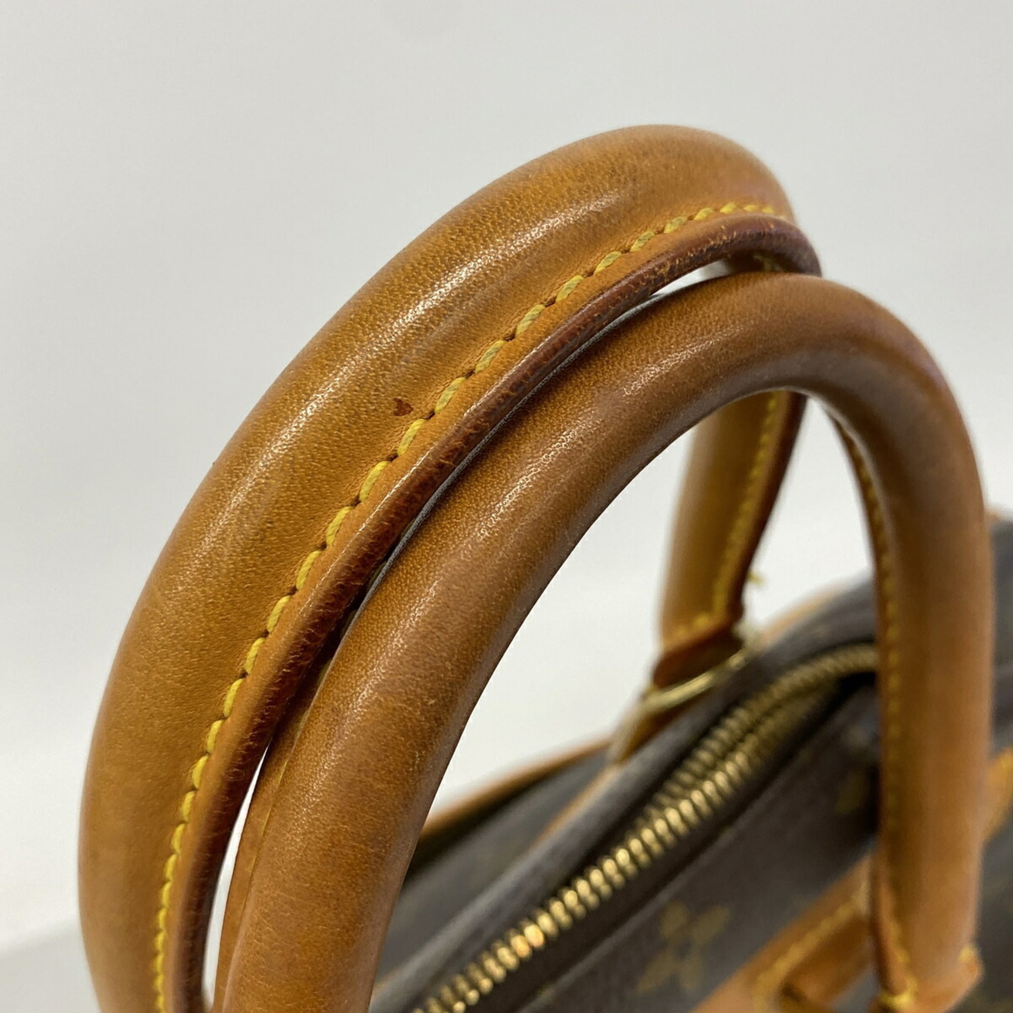 Louis Vuitton Brown Handbag (Pre-Owned)