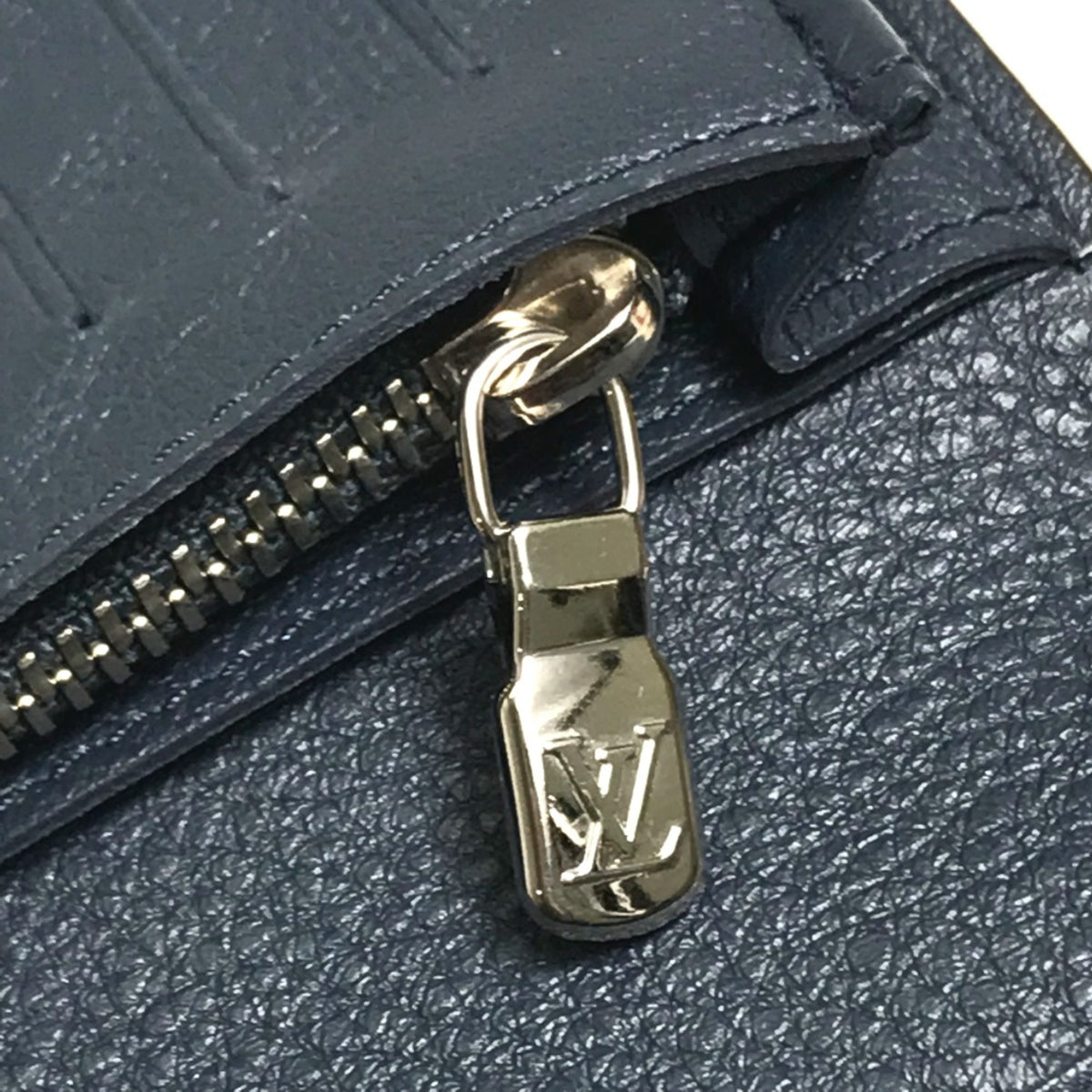 Louis Vuitton Navy Leather Long Wallet (Bi-Fold) (Pre-Owned)