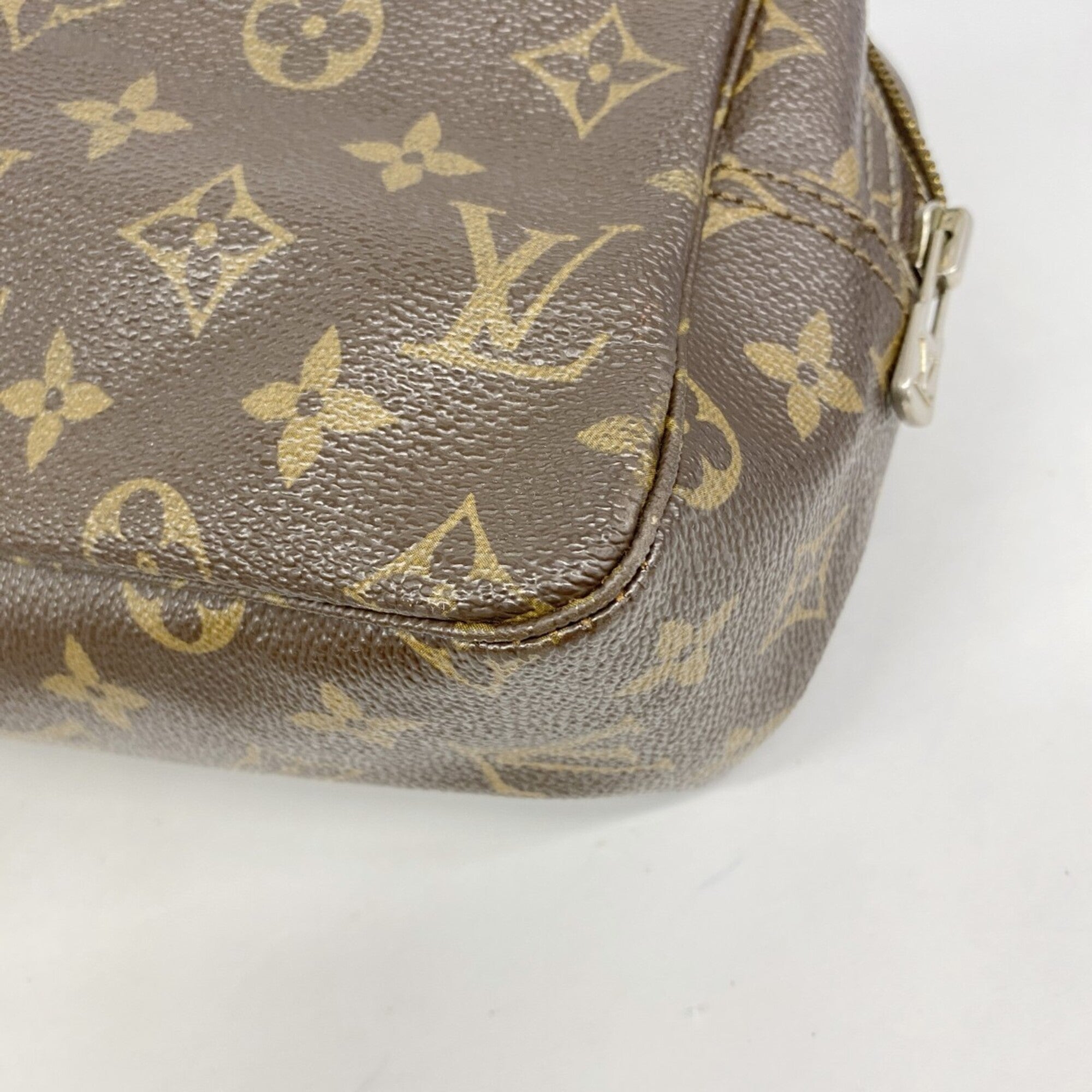 Louis Vuitton Brown Pouch (Pre-Owned)