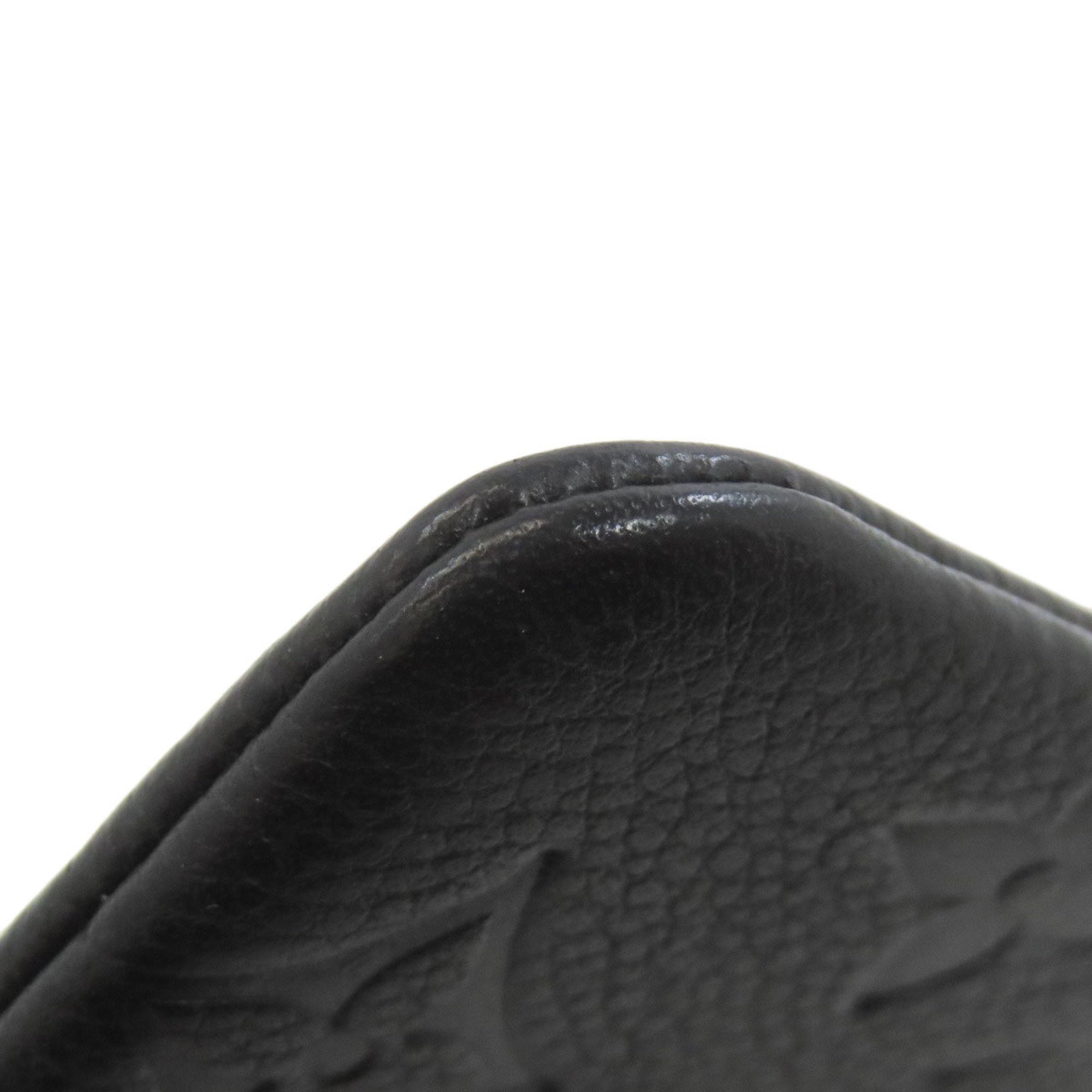 Louis Vuitton Black Pochette (Pre-Owned)