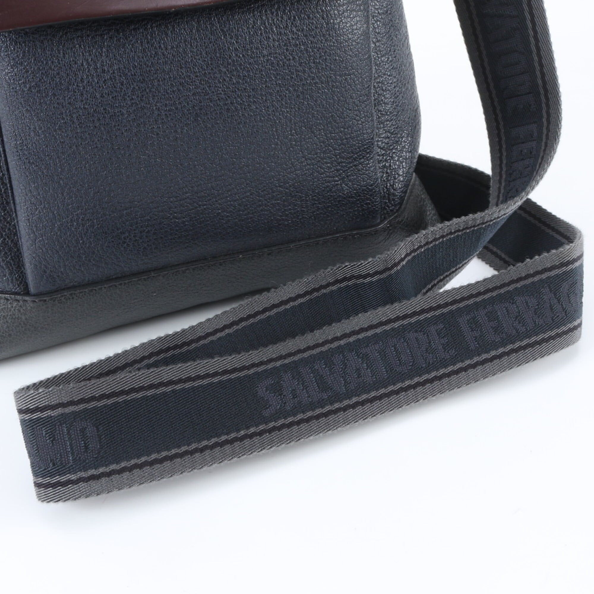 Salvatore Ferragamo Navy Wine Leather Shoulder Bag (Pre-Owned)