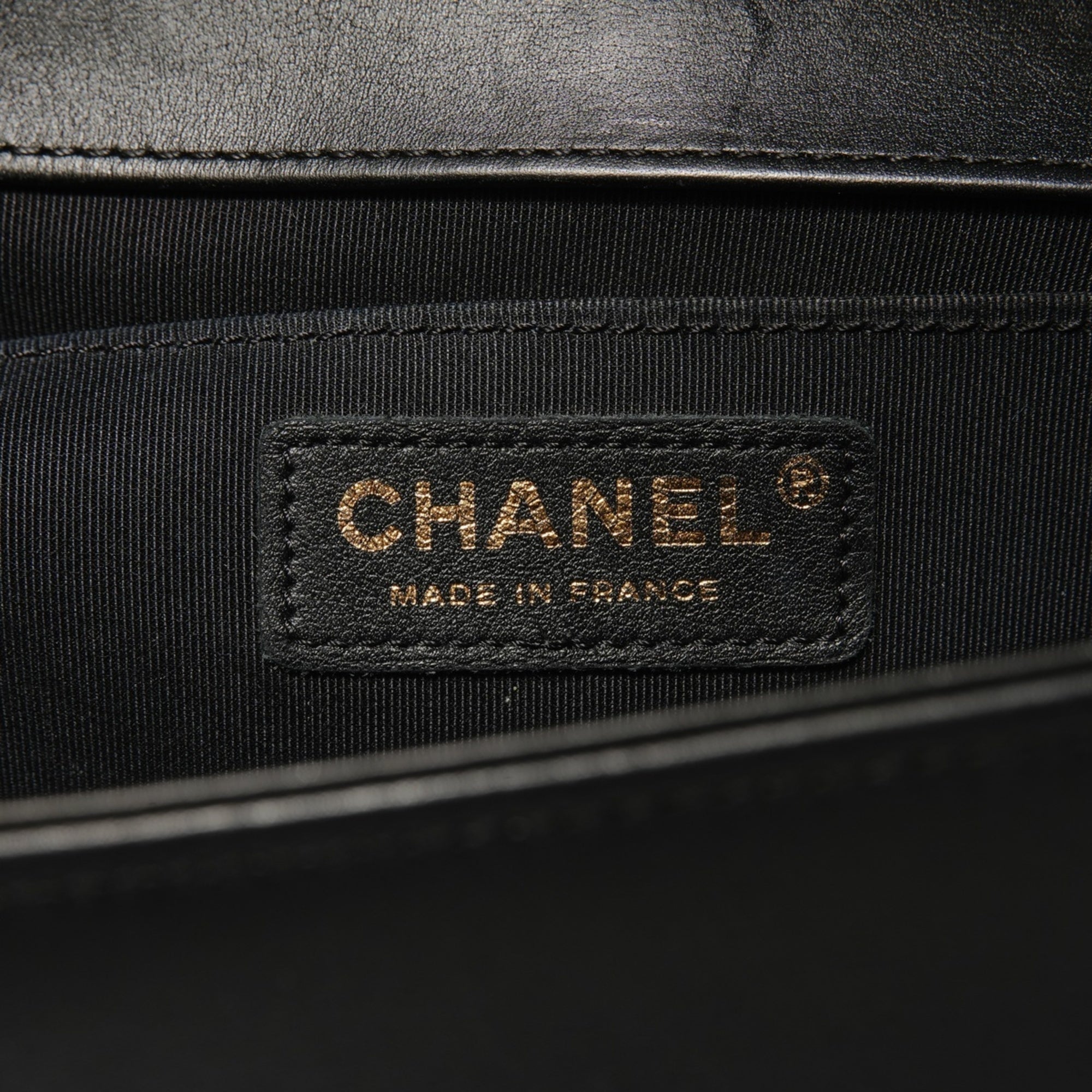 Chanel Boy Chanel Metallic Shoulder Bag (Pre-Owned)