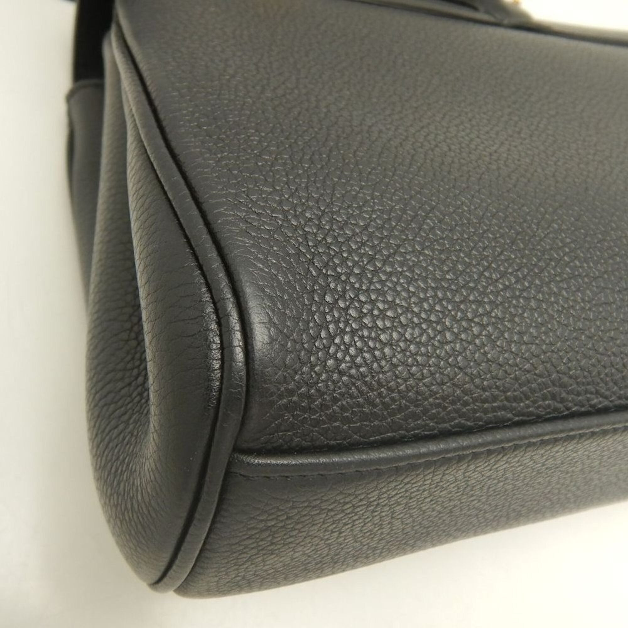 Celine Black Leather Shoulder Bag (Pre-Owned)