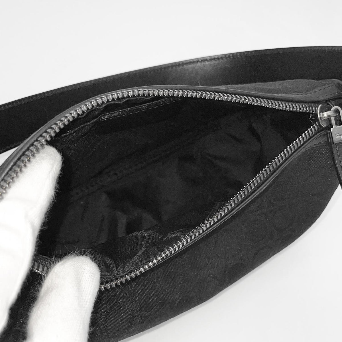 Salvatore Ferragamo Black Canvas Leather Handbag Pouch (Pre-Owned)