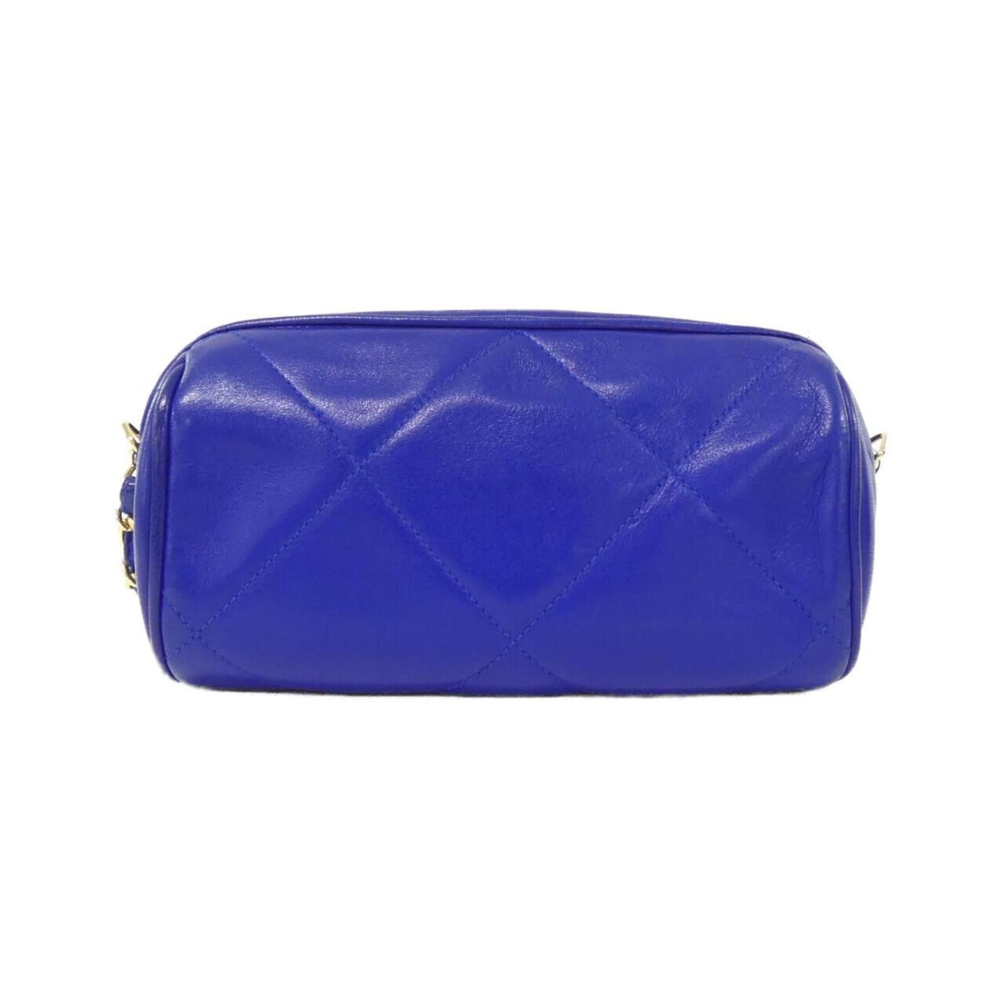 Chanel Blue Leather Shoulder Bag (Pre-Owned)