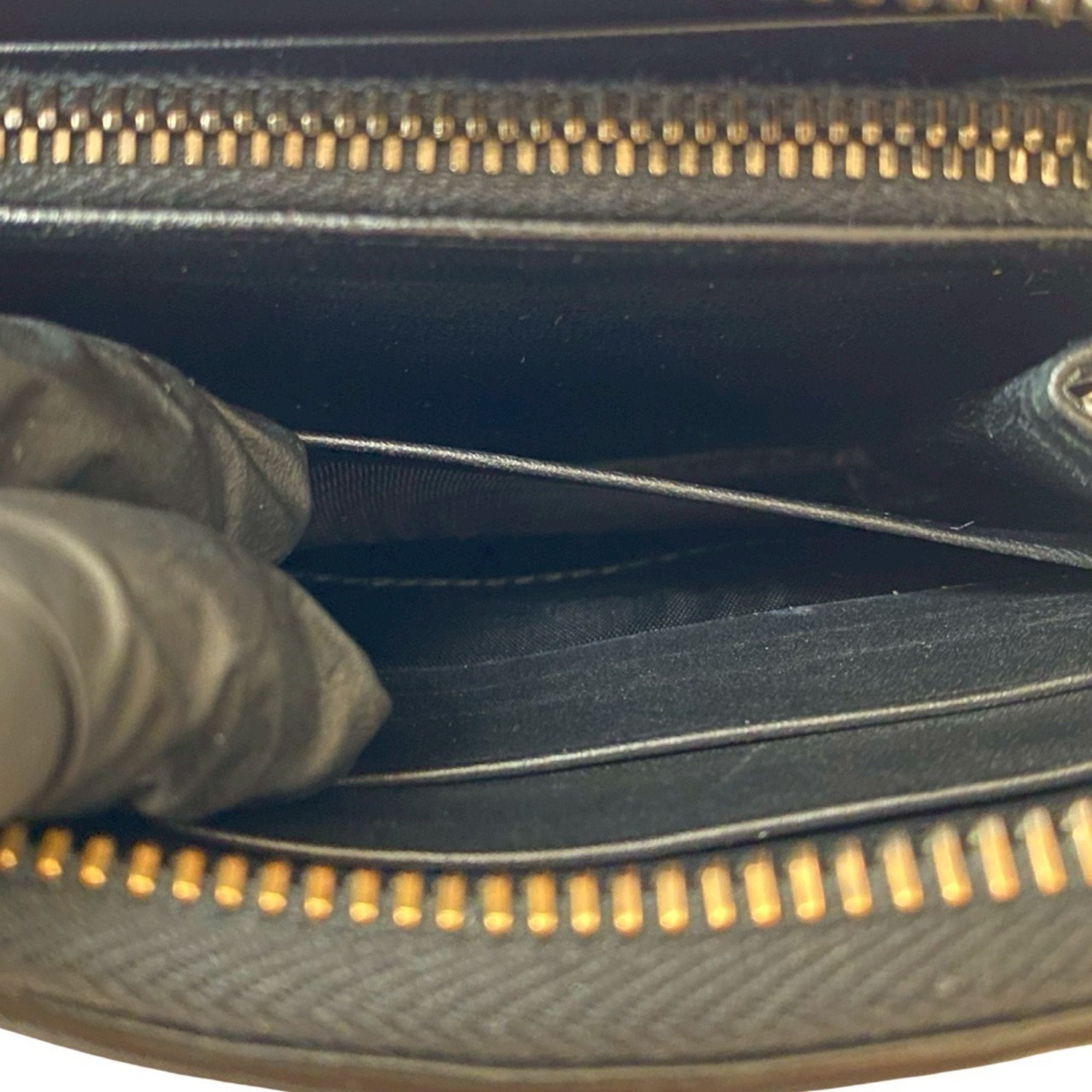 Bottega Veneta Black Leather Long Wallet (Bi-Fold) (Pre-Owned)
