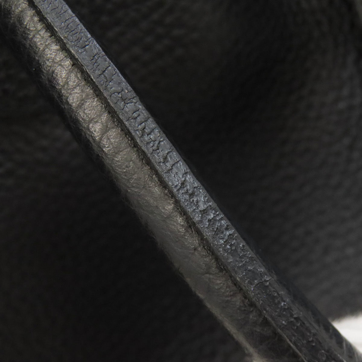 A.D.M.J Black Leather Handbag (Pre-Owned)