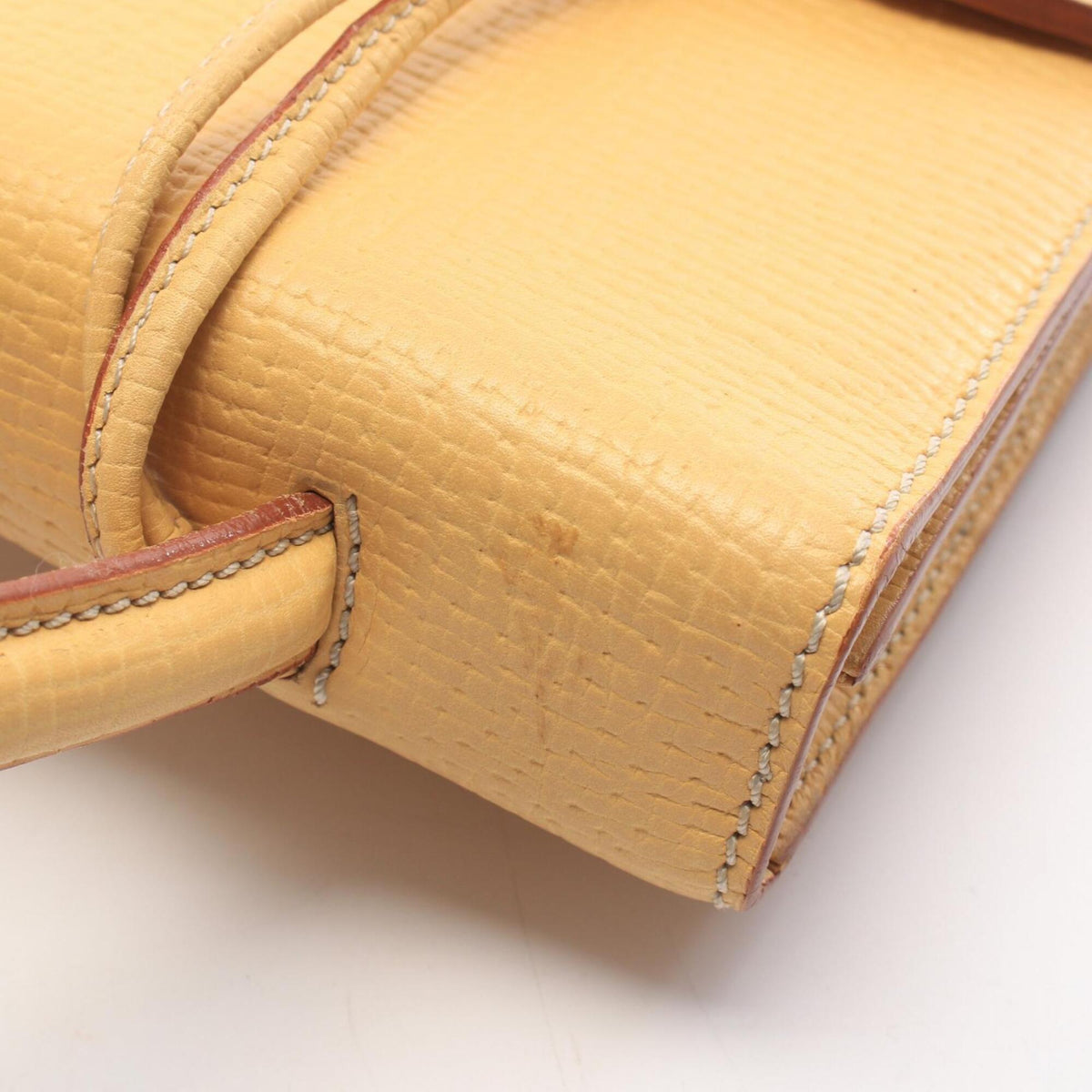 Loewe Yellow Leather Handbag (Pre-Owned)