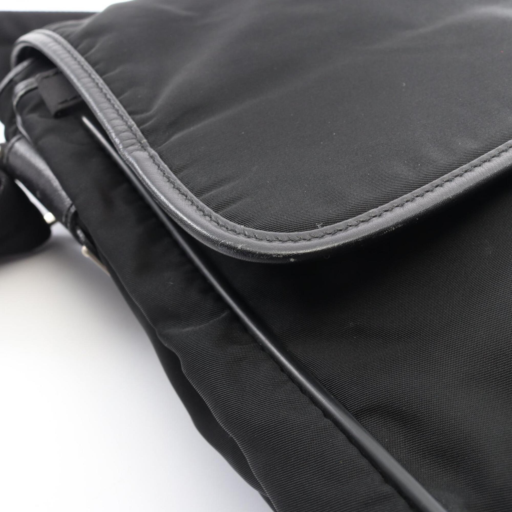 Prada Black Nylon Saffiano Triangle Handbag Shoulder Bag (Pre-Owned)