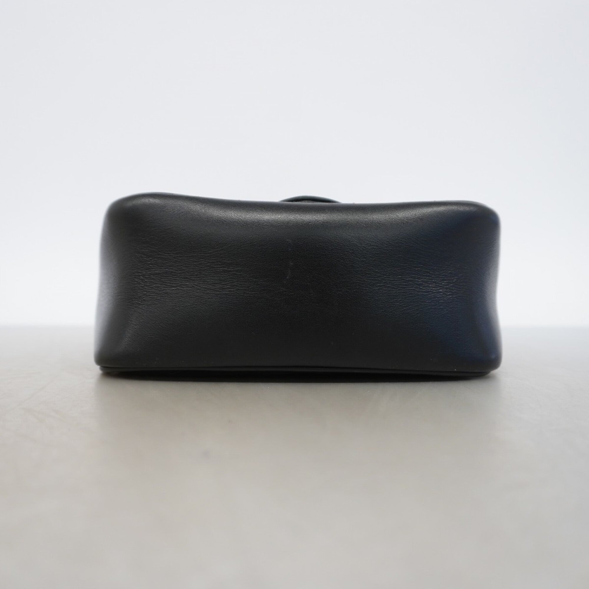 Gucci Black Leather Handbag (Pre-Owned)