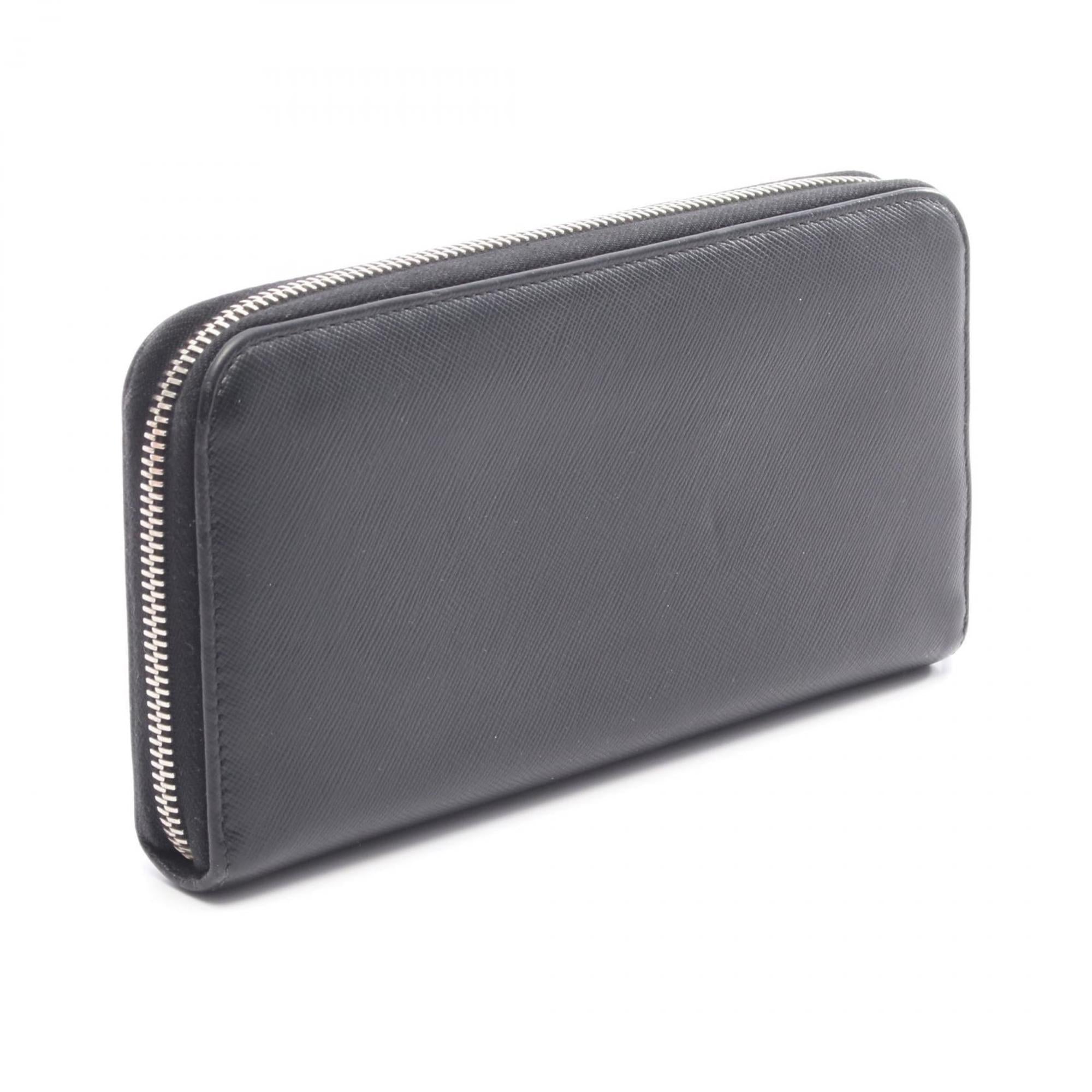 Prada Black Leather Long Wallet (Bi-Fold) (Pre-Owned)