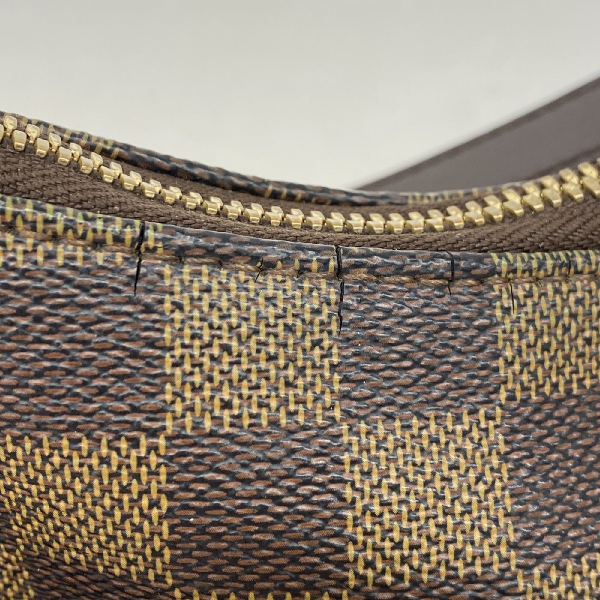 Louis Vuitton Ebene Shoulder Bag (Pre-Owned)