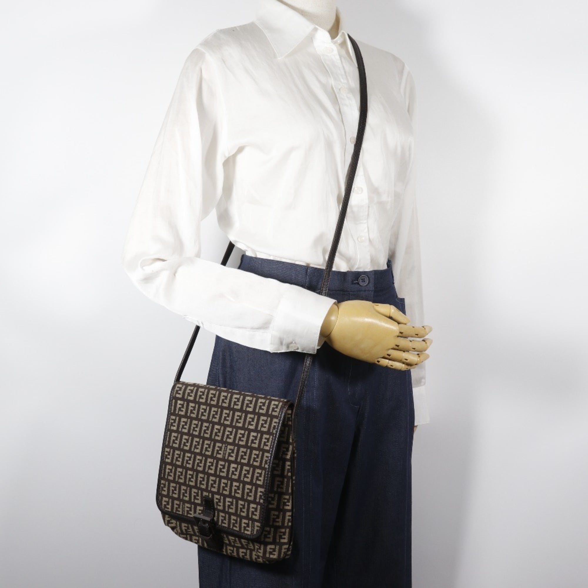 Fendi Brown Zucchino Shoulder Bag (Pre-Owned)