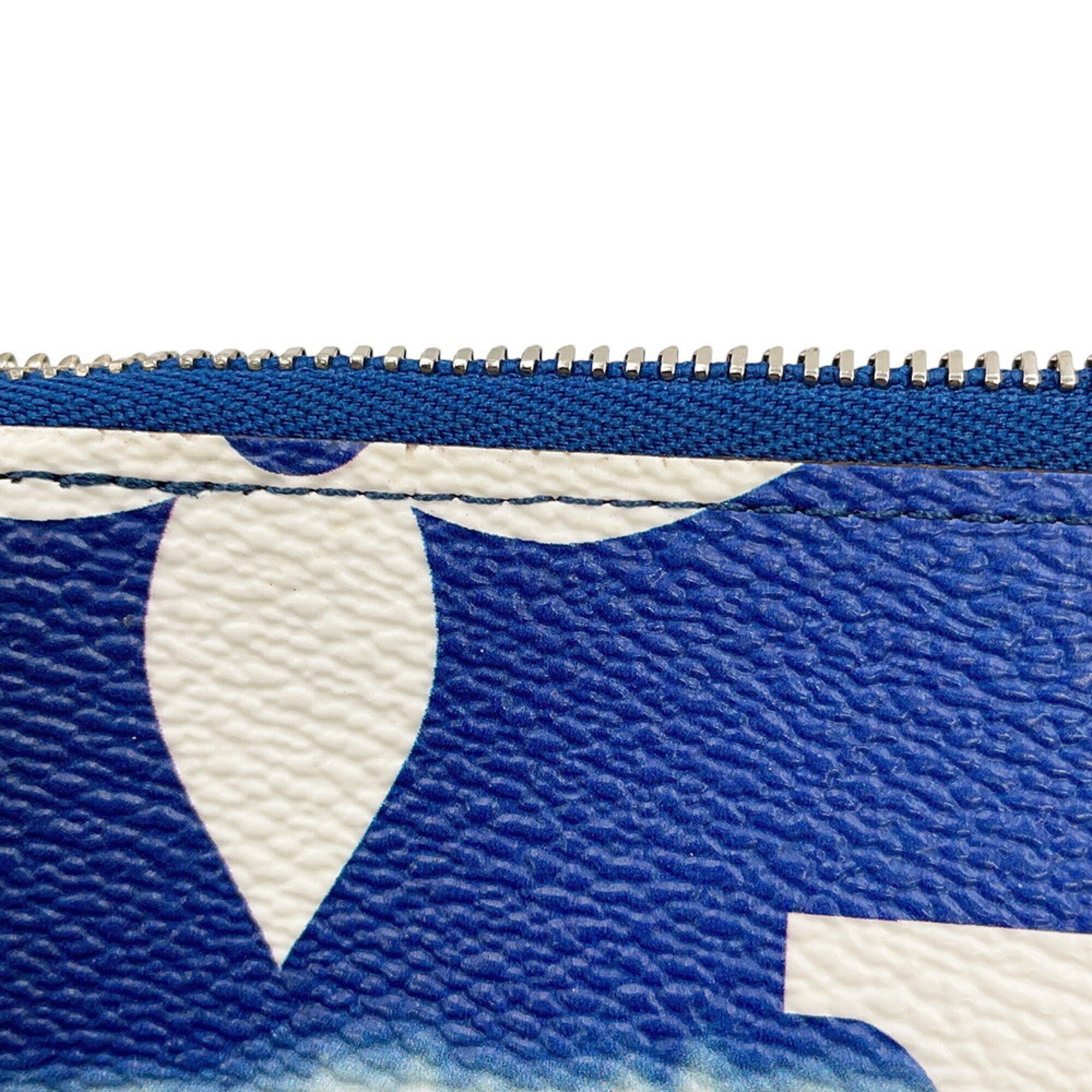 Louis Vuitton Blue Handbag Pochette Shoulder Bag (Pre-Owned)