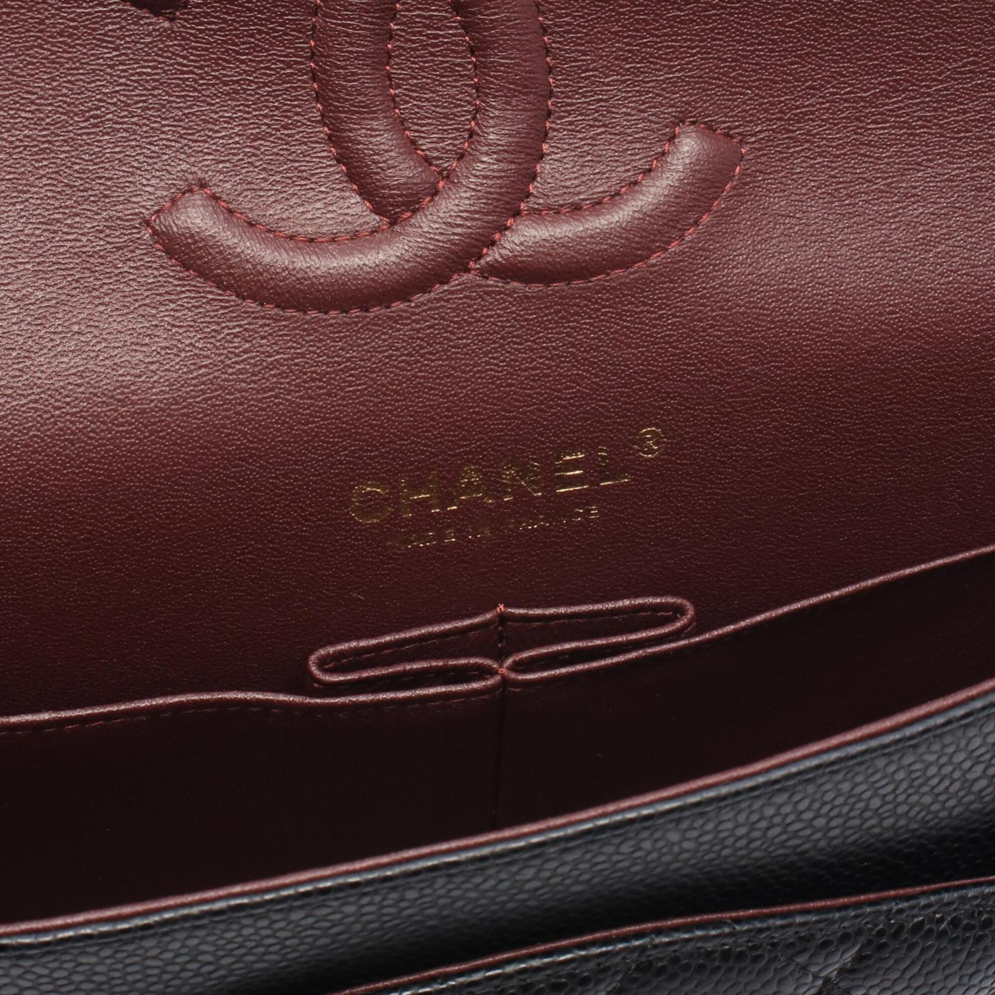 Chanel Black Grained Calfskin Handbag Shoulder Bag (Pre-Owned)