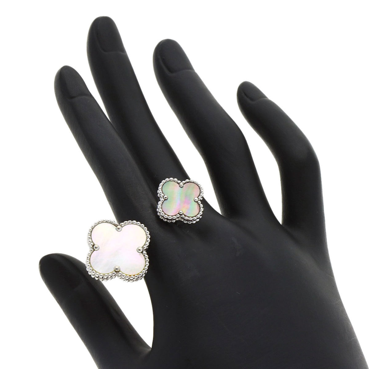 Van Cleef & Arpels White Gold White Gold (18K) Band Ring (Pre-Owned)