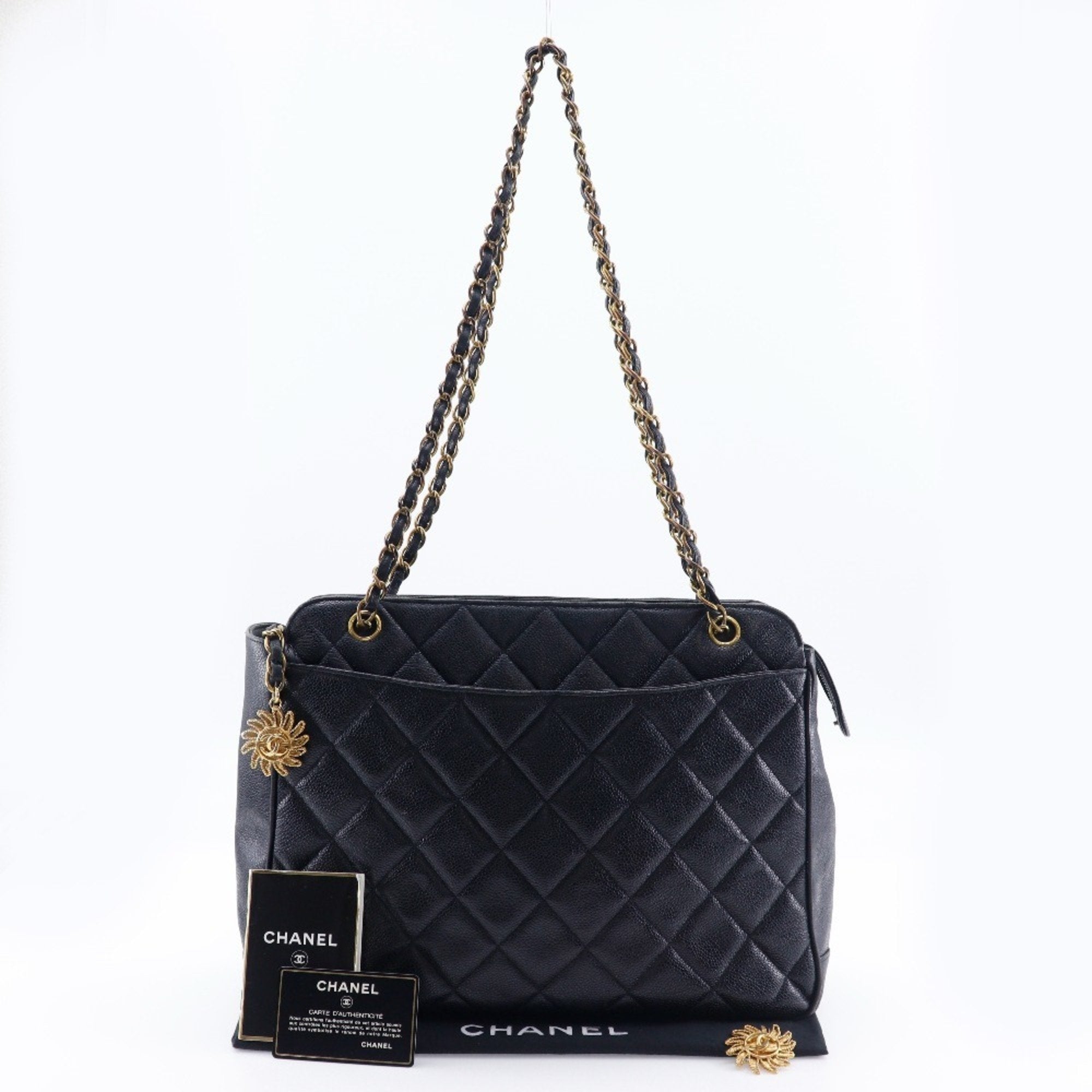 Chanel Black Caviar Leather Shoulder Bag (Pre-Owned)