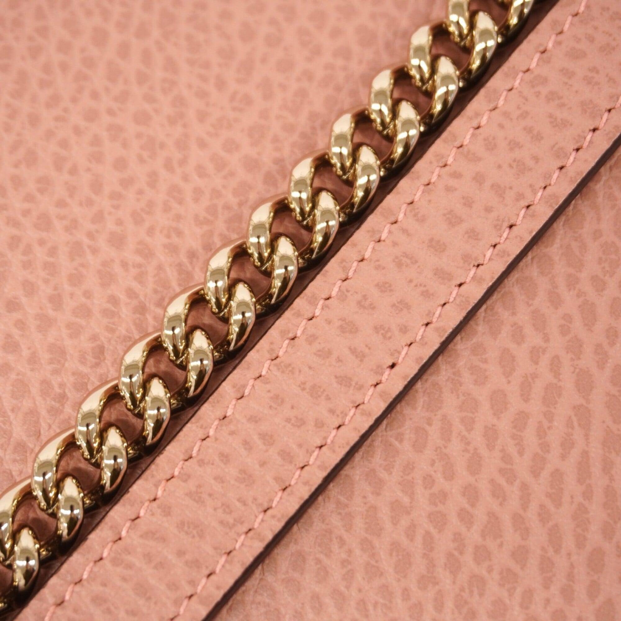 Gucci Pink Leather Shoulder Bag (Pre-Owned)