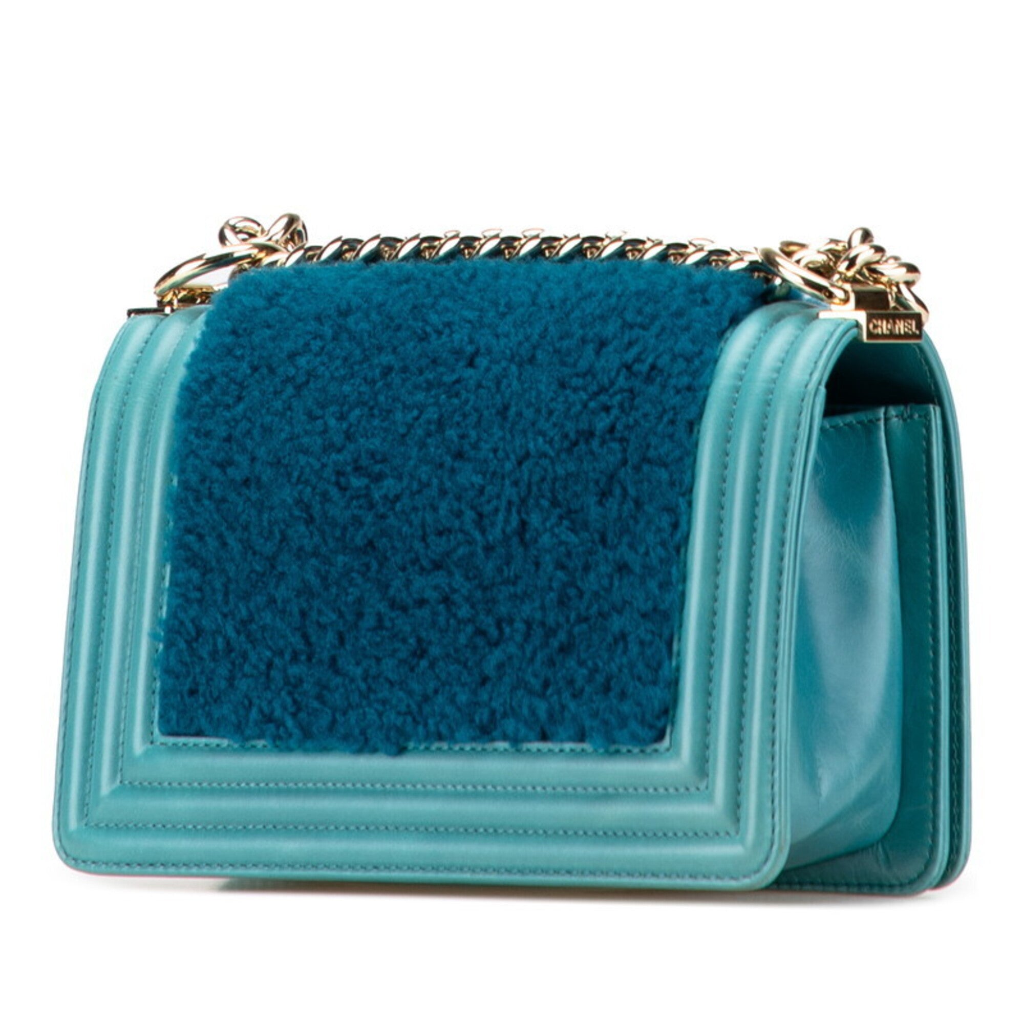 Chanel Blue Green Leather Shoulder Bag (Pre-Owned)