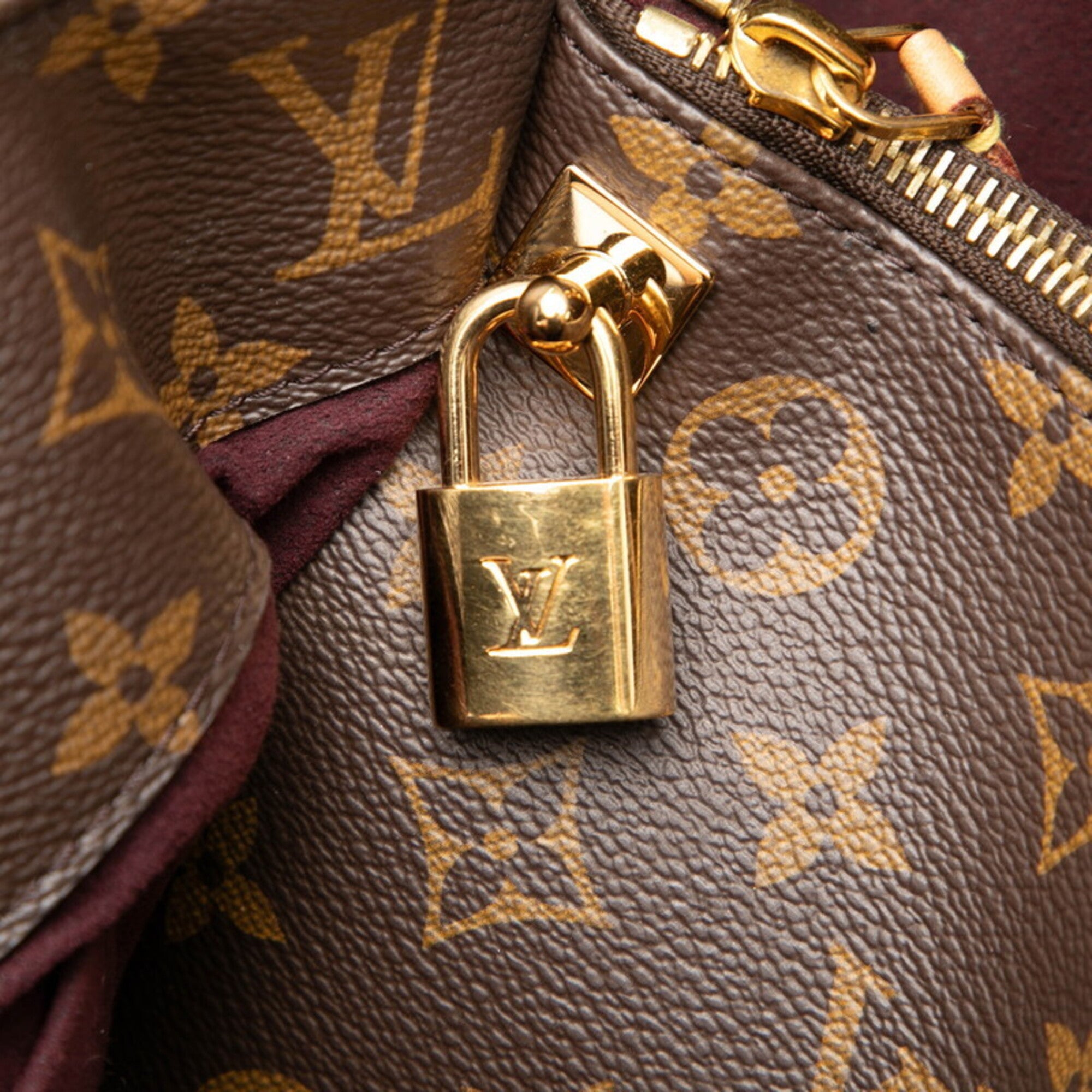 Louis Vuitton Brown Pvc Leather Handbag Shoulder Bag (Pre-Owned)