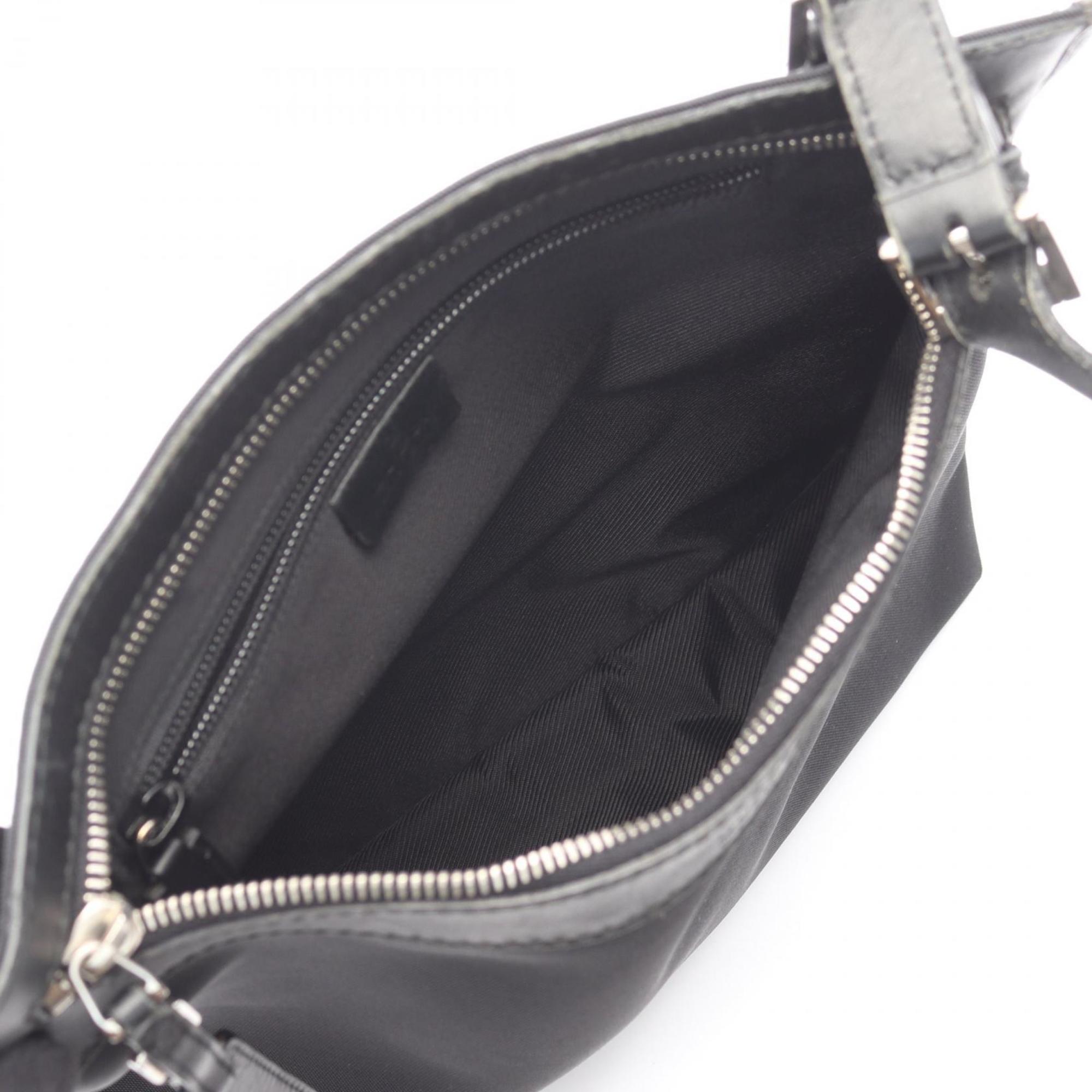 Gucci Black Canvas Leather Handbag Shoulder Bag (Pre-Owned)