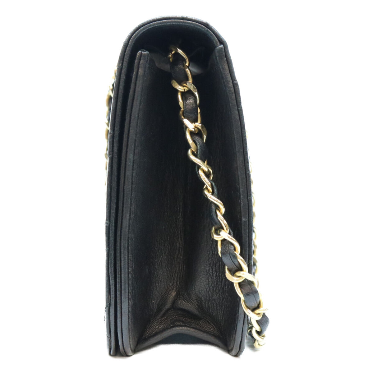 Chanel Black Leather Shoulder Bag (Pre-Owned)