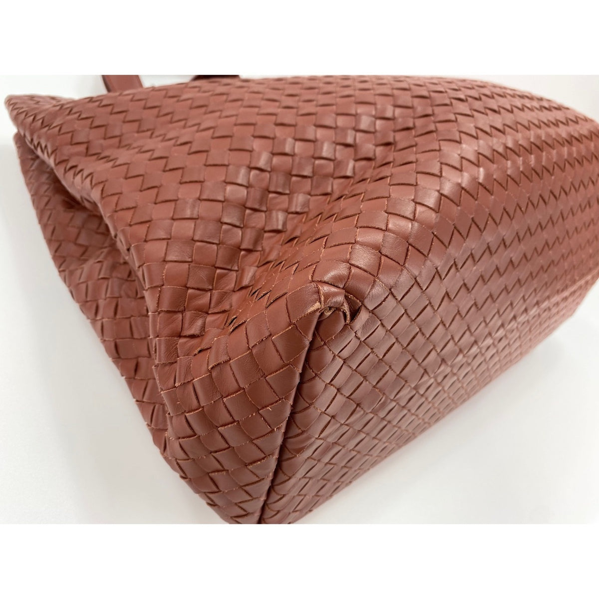 Bottega Veneta Red Color Tote Bag (Pre-Owned)