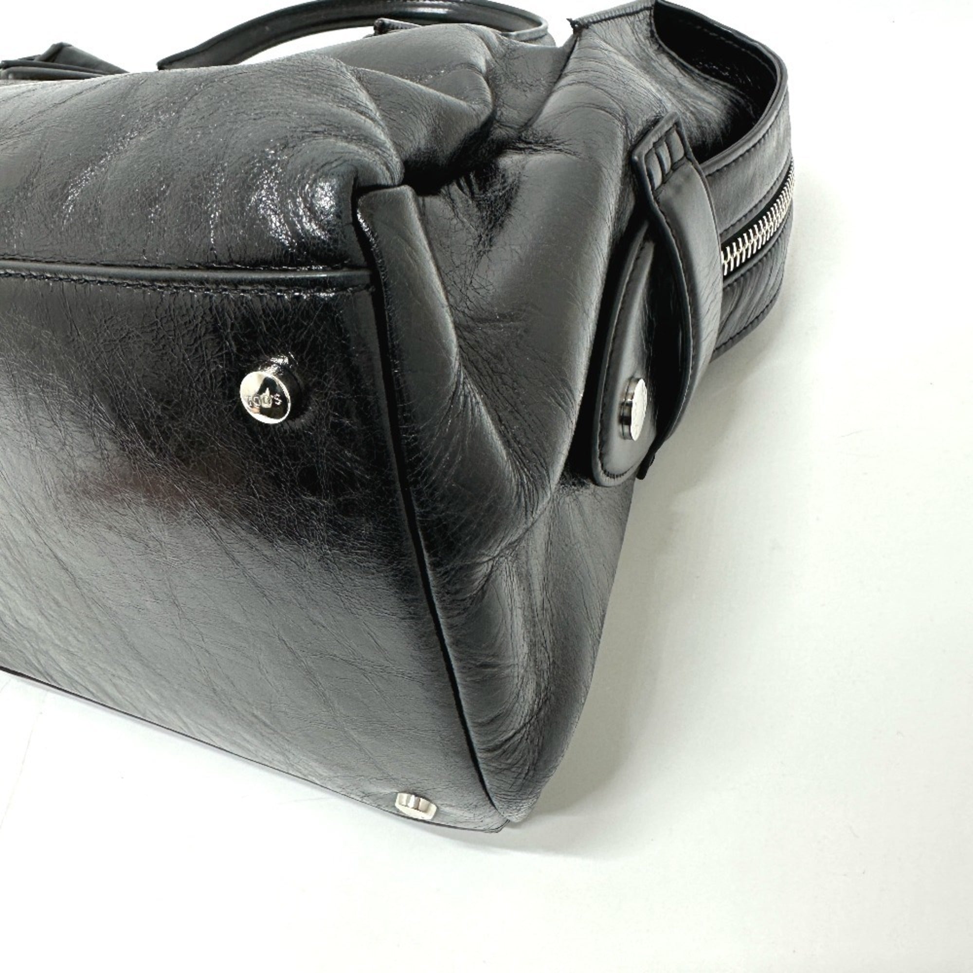 Tod's Black Leather Handbag (Pre-Owned)