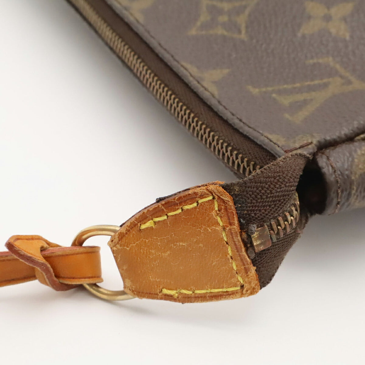 Louis Vuitton Brown Monogram Handbag Pochette Pouch (Pre-Owned)