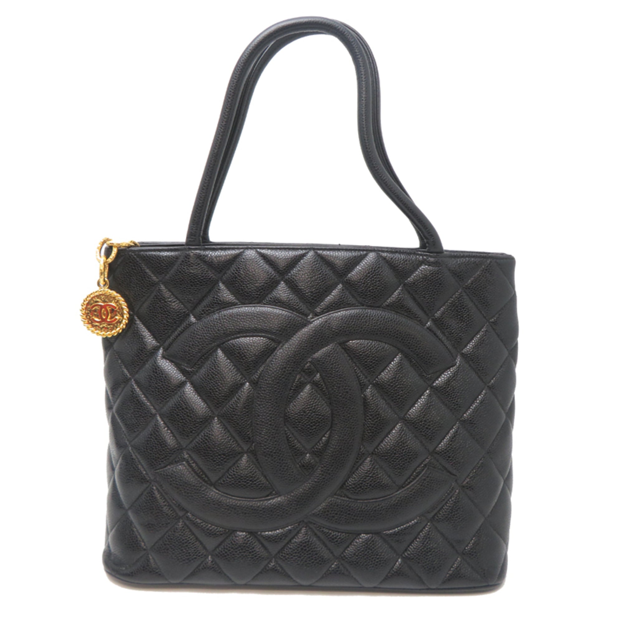 Chanel Black Grained Calfskin Handbag (Pre-Owned)
