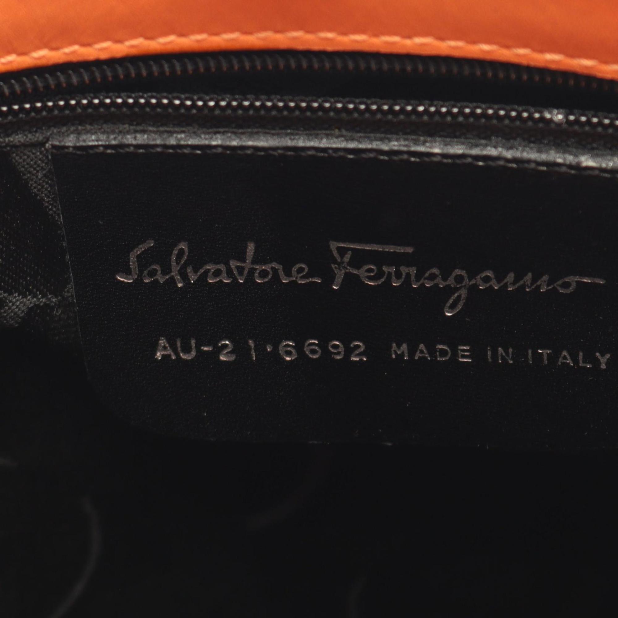 Salvatore Ferragamo Orange Canvas Leather Shoulder Bag (Pre-Owned)