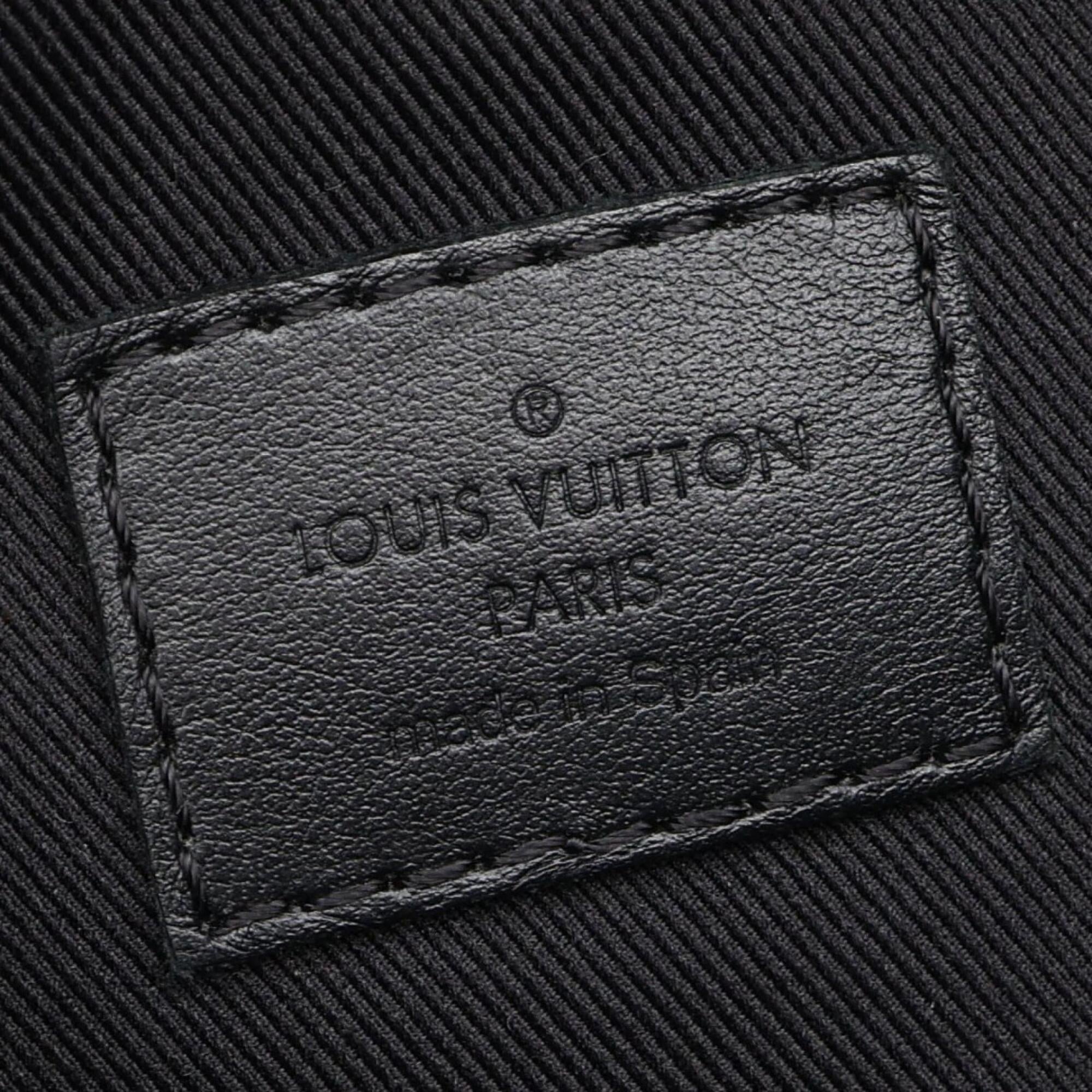 Louis Vuitton Black Noir Monogram Shadow Fanny Pack Handbag (Pre-Owned)