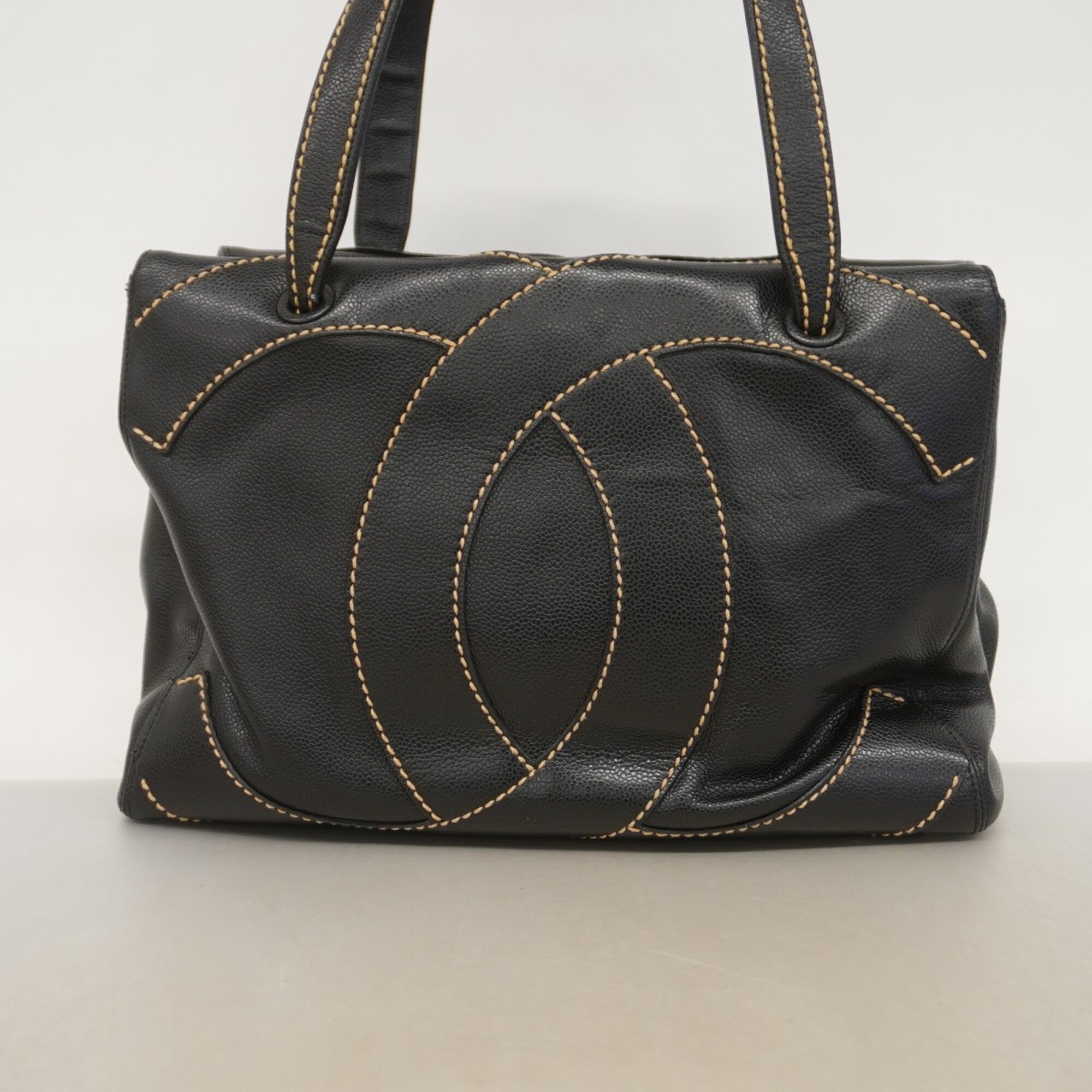 Chanel Black Grained Calfskin Tote Bag (Pre-Owned)