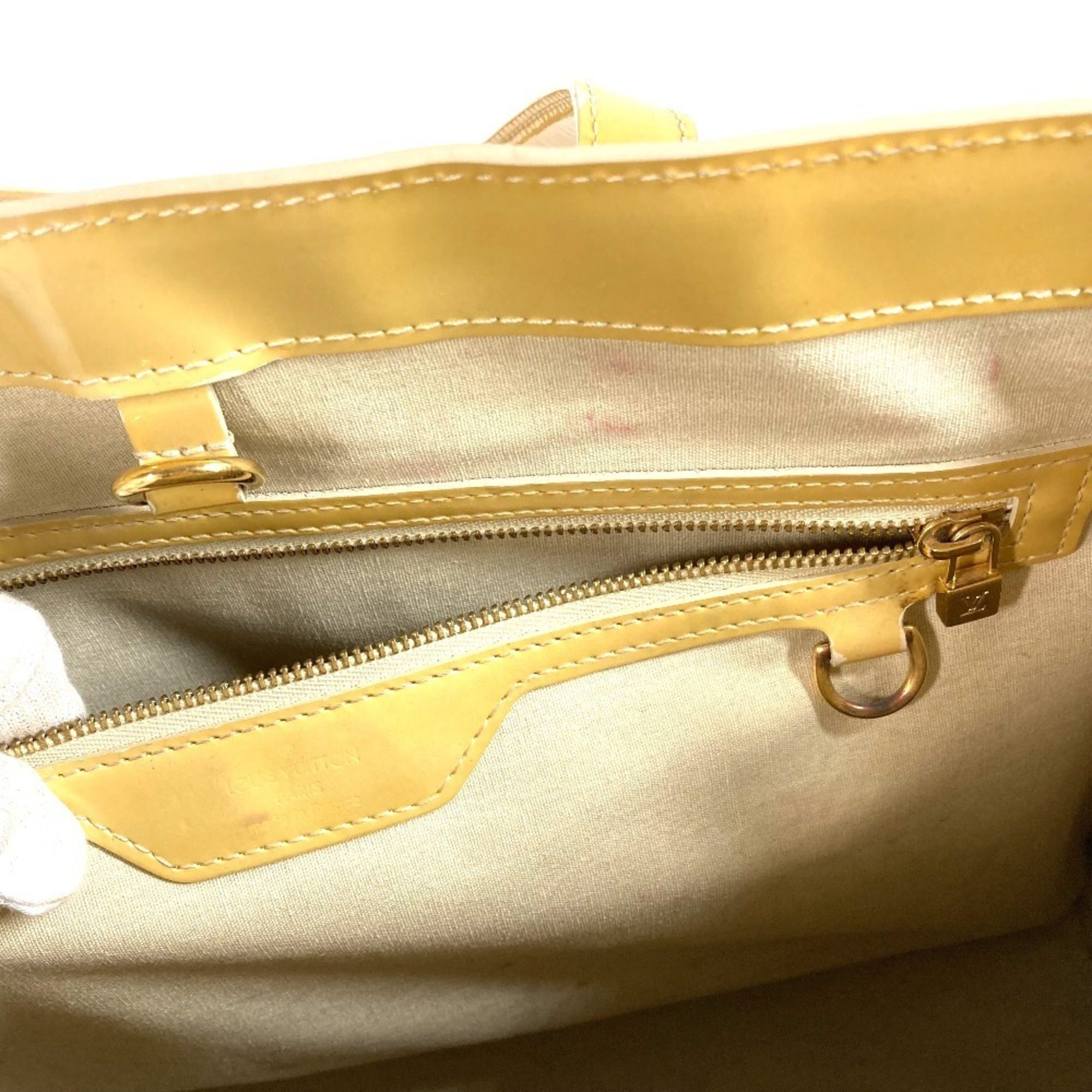 Louis Vuitton Beige Blanc Corail Monogram Vernis Handbag Shoulder Bag Tote Bag (Pre-Owned)