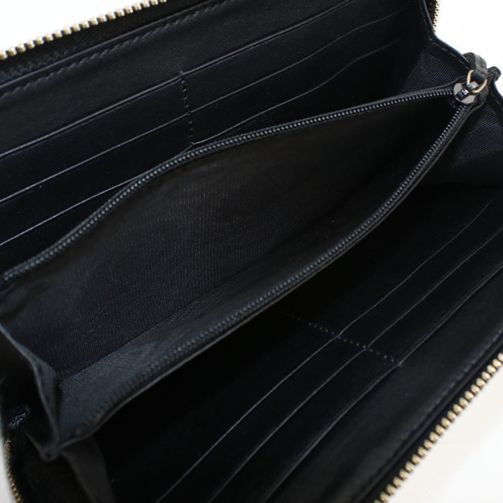 Gucci Black Leather Long Wallet (Bi-Fold) (Pre-Owned)