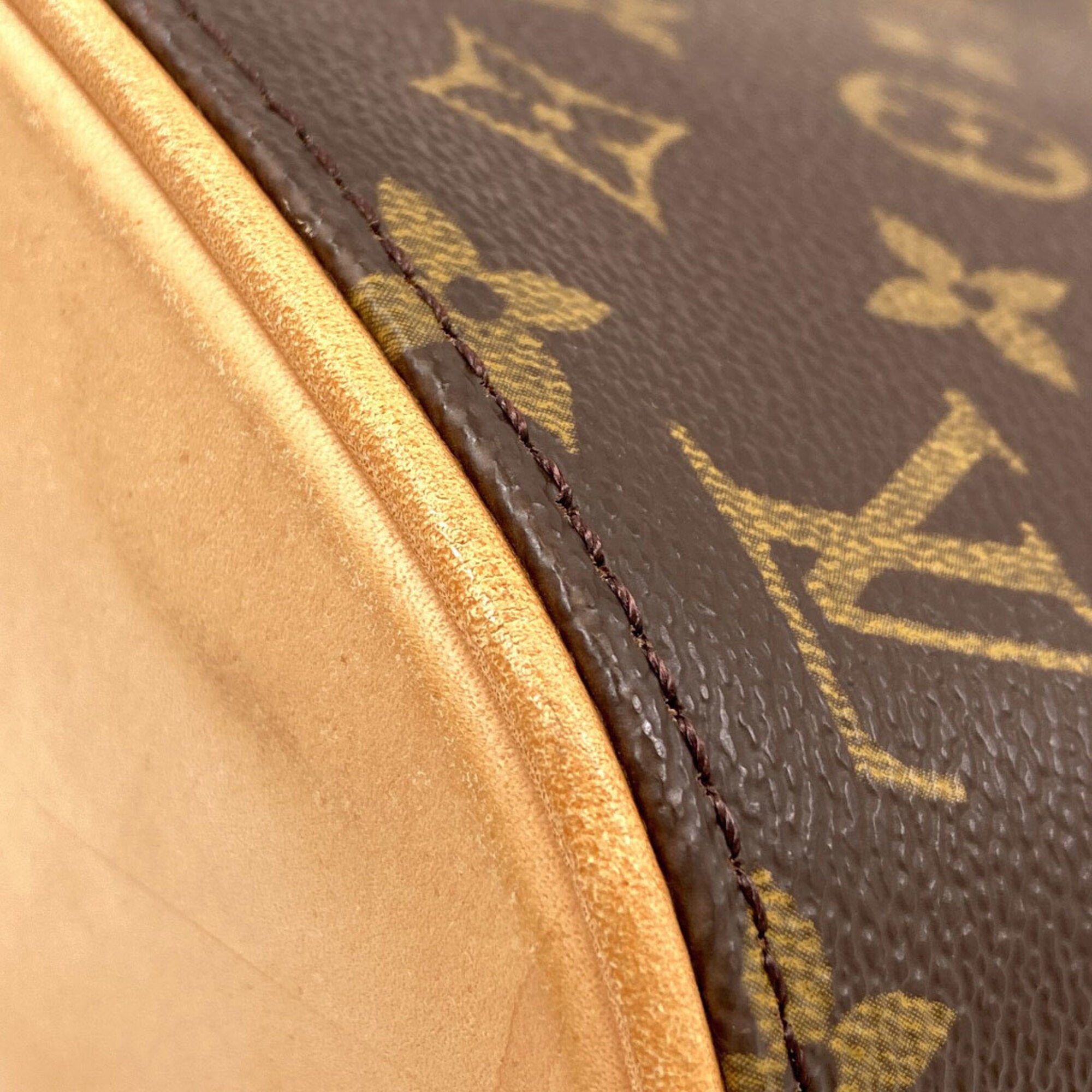Louis Vuitton Monogram Monogram Canvas Shoulder Bag (Pre-Owned)
