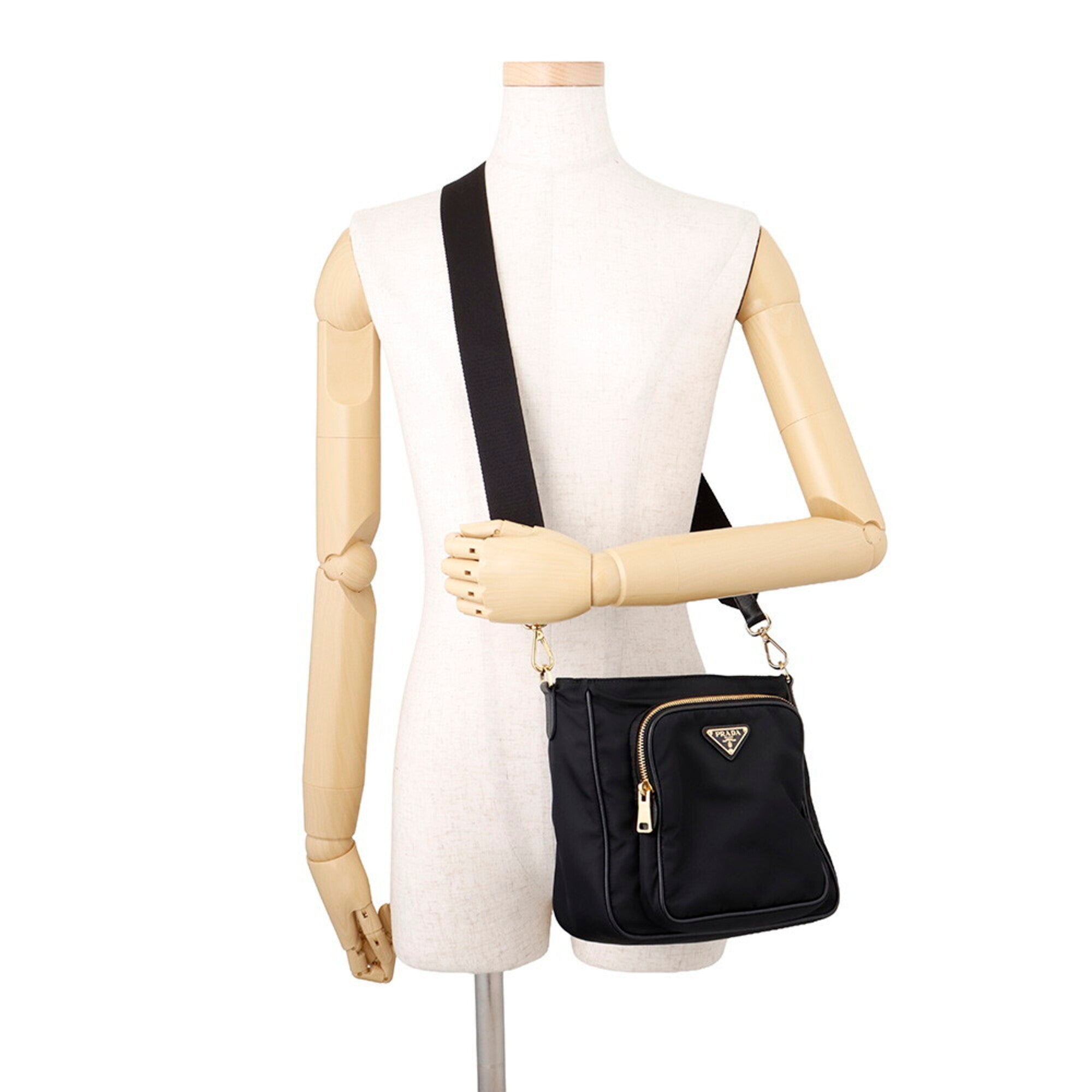 Prada Black Nylon Handbag Shoulder Bag (Pre-Owned)