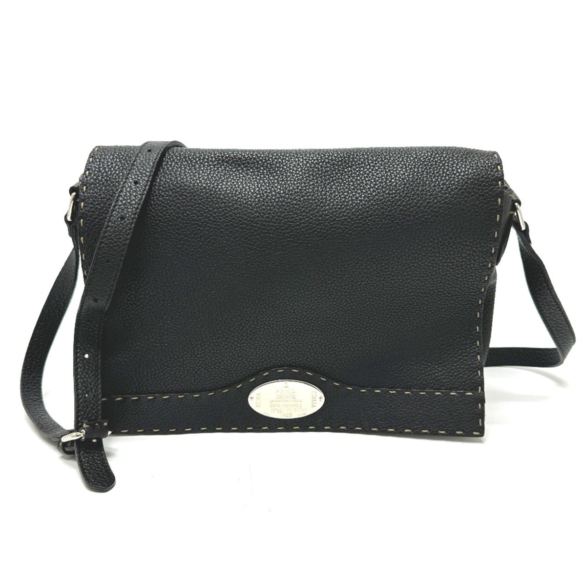 Fendi Black Leather Shoulder Bag (Pre-Owned)