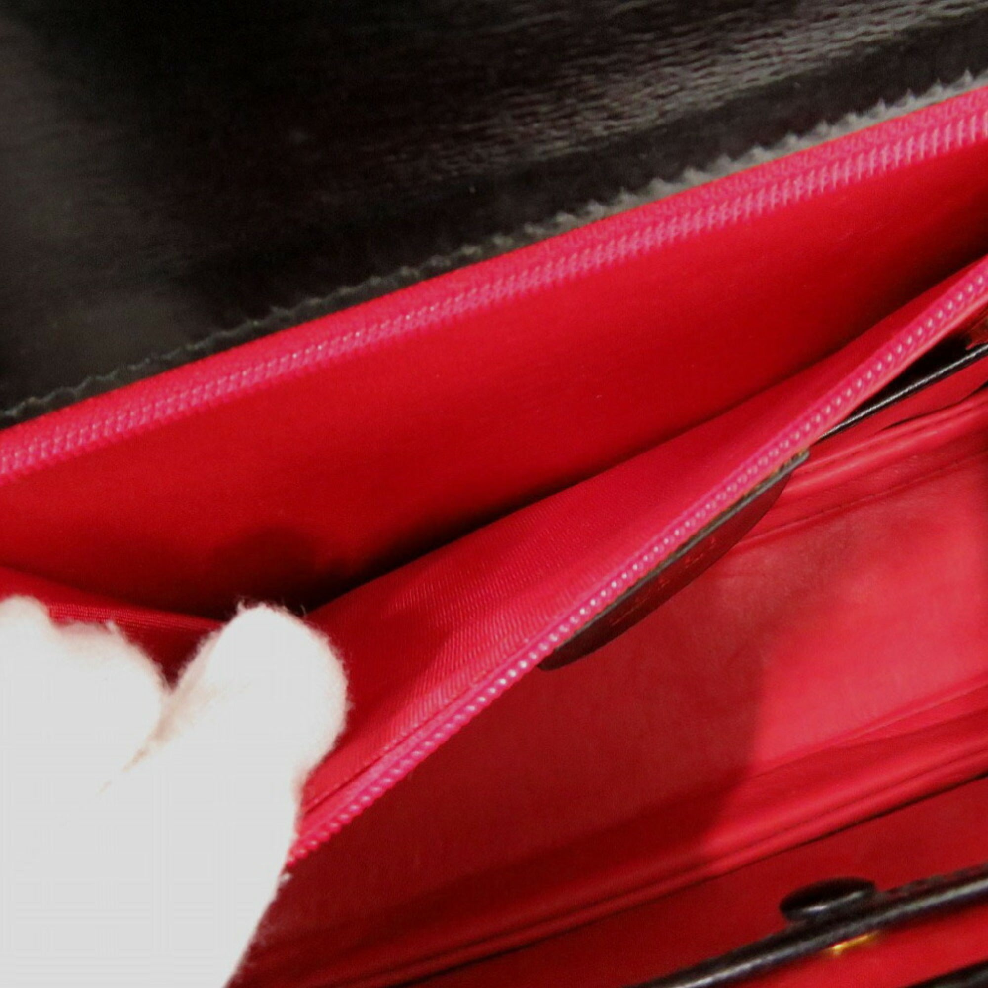 Gucci Black Leather Handbag (Pre-Owned)