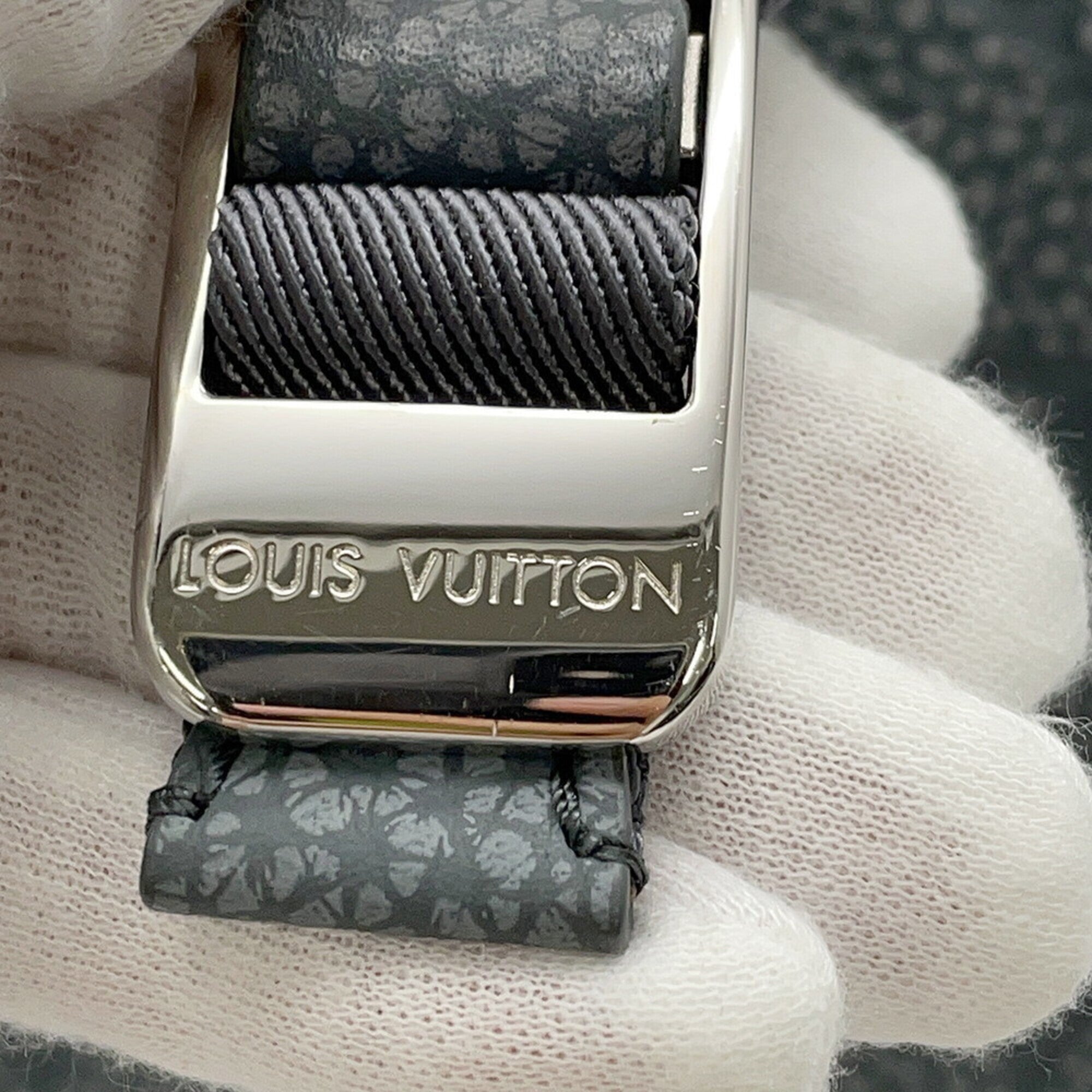 Louis Vuitton Gray Multi-Color Handbag (Pre-Owned)