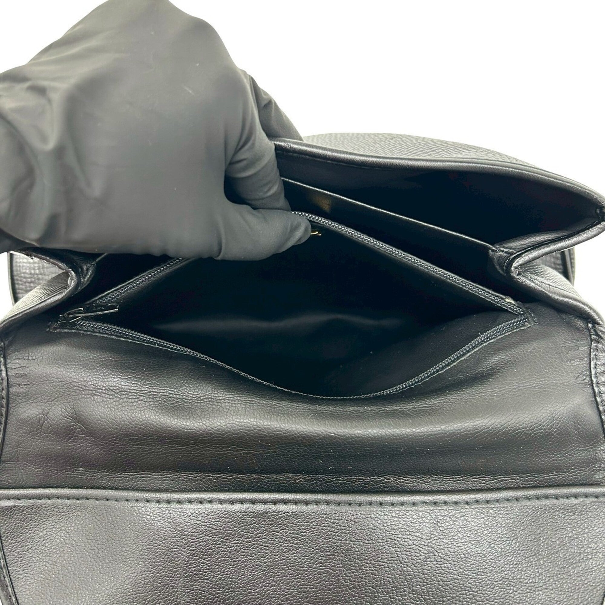 Christian Dior Black Leather Handbag (Pre-Owned)