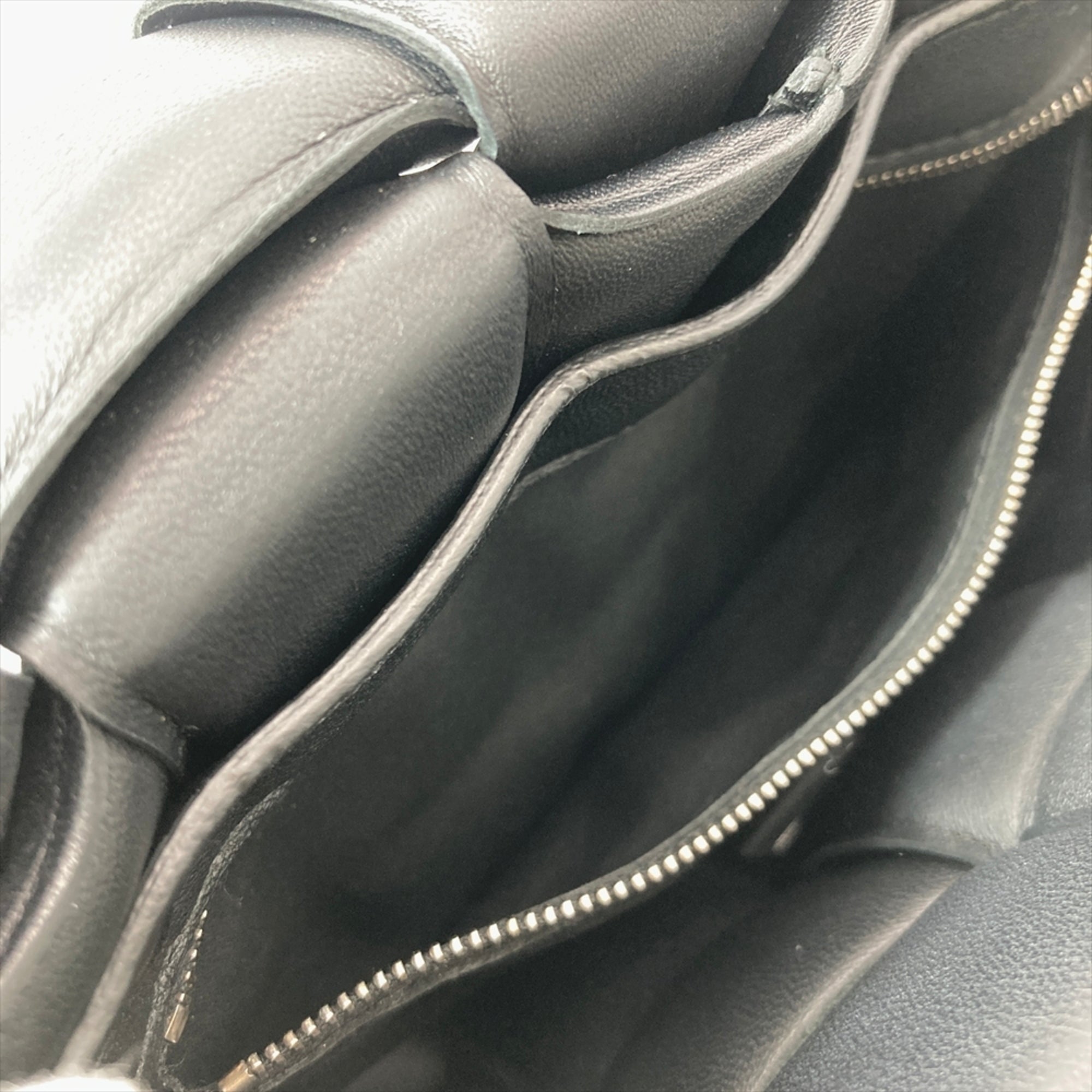 Bottega Veneta Black Intrecciato Shoulder Bag (Pre-Owned)