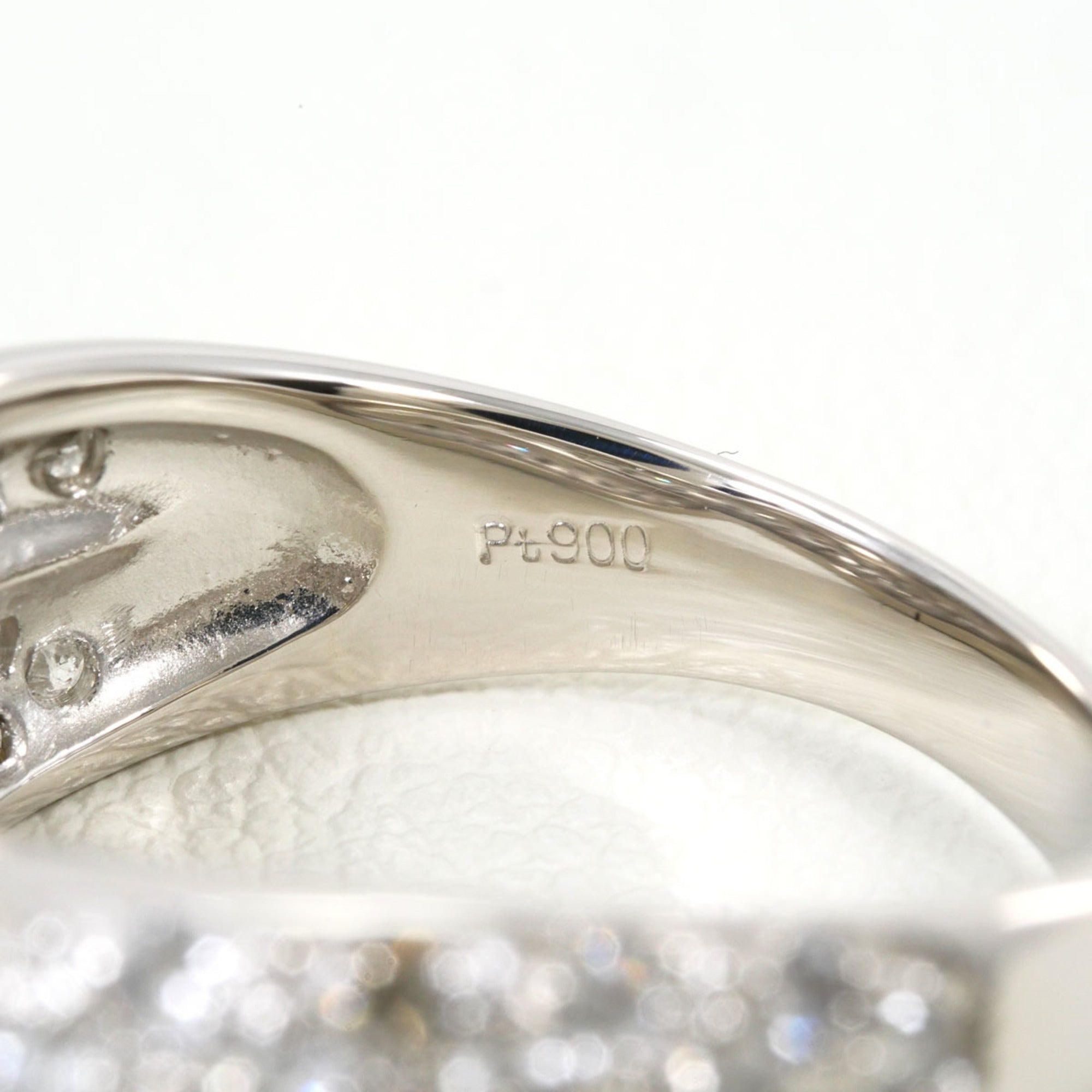 Unbranded Platinum Platinum 900 Band Ring (Pre-Owned)