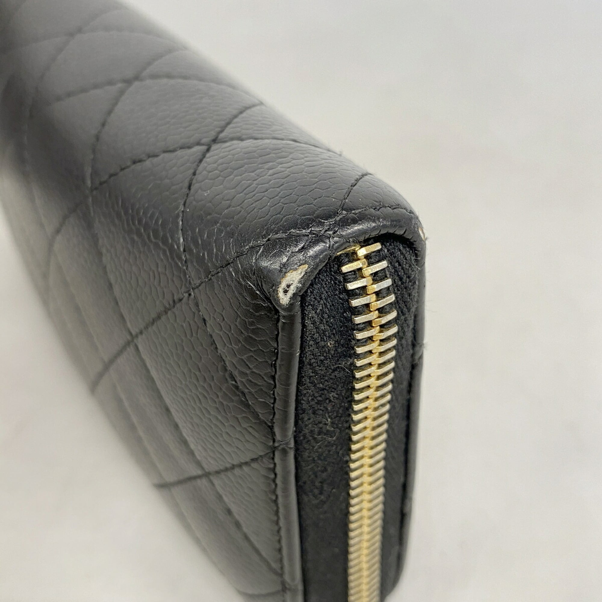 Chanel Black Grained Calfskin Long Wallet (Bi-Fold) (Pre-Owned)