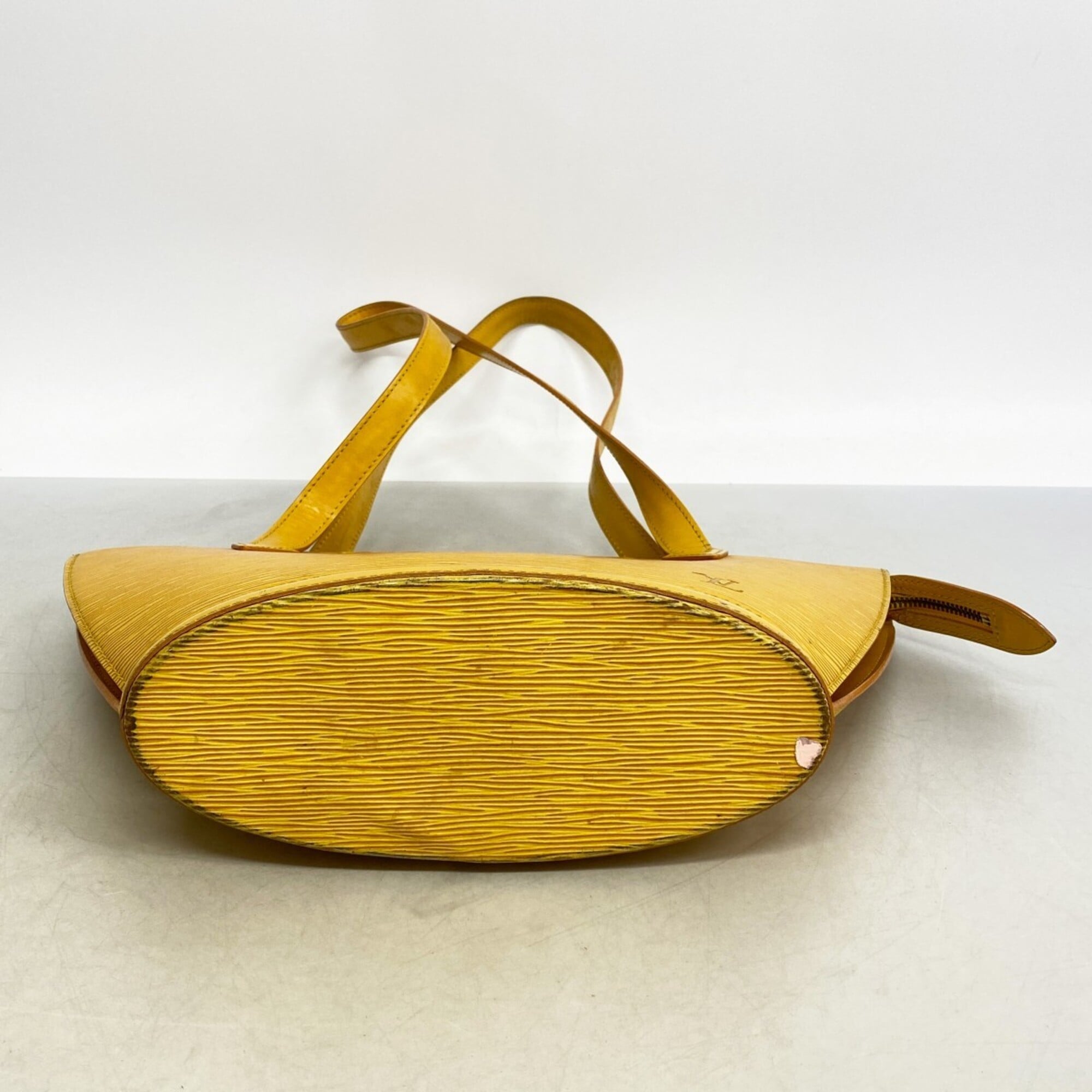 Louis Vuitton Jaune Shoulder Bag (Pre-Owned)